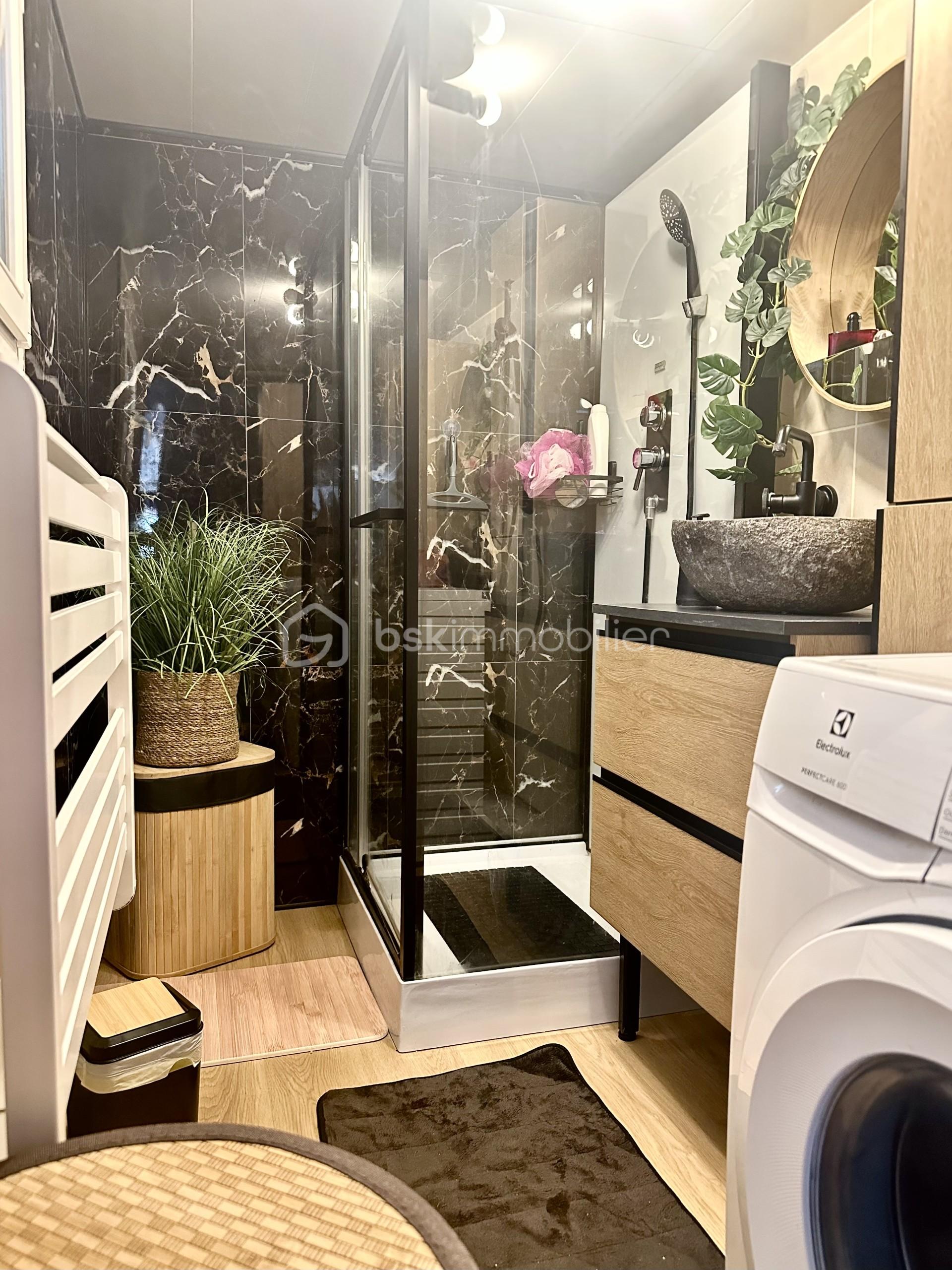 Maison de 90 m² - SALLE DE BAIN.jpg