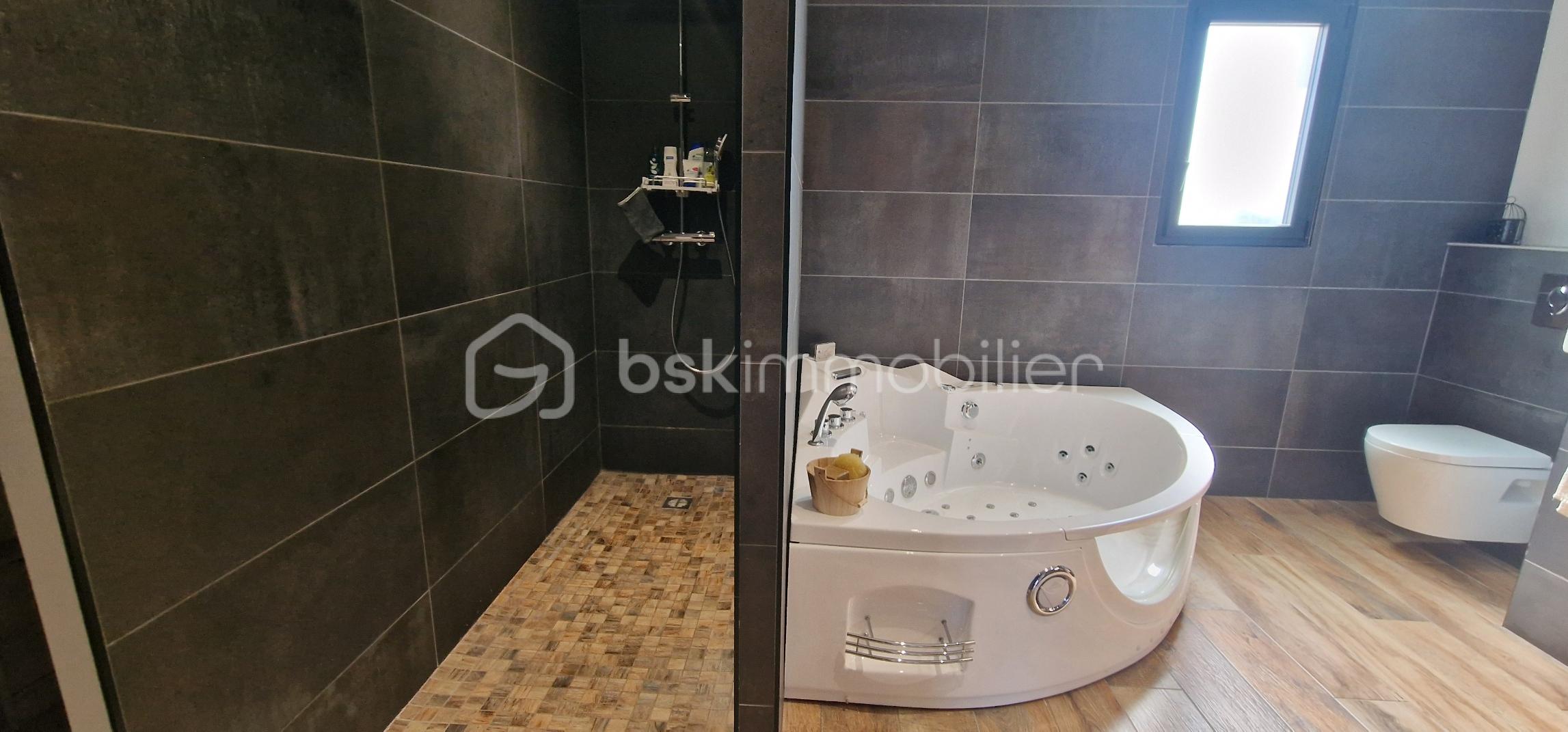 Villa de 213 m² - 20250811_112255.jpg