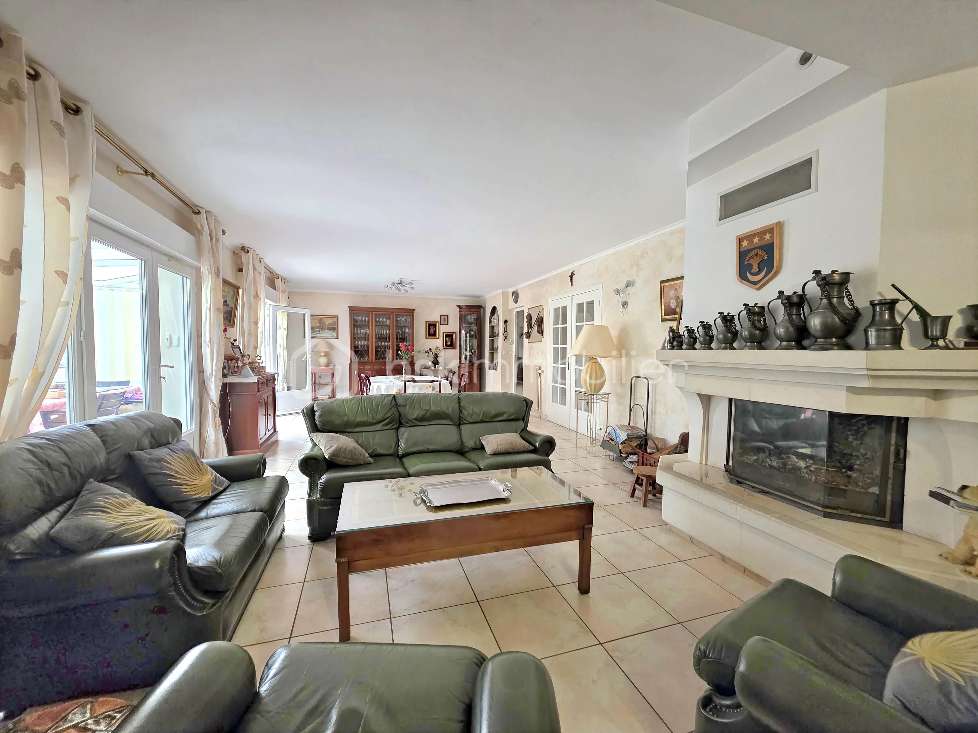 Maison de 190 m² - liloo-downloadern0p8FP
