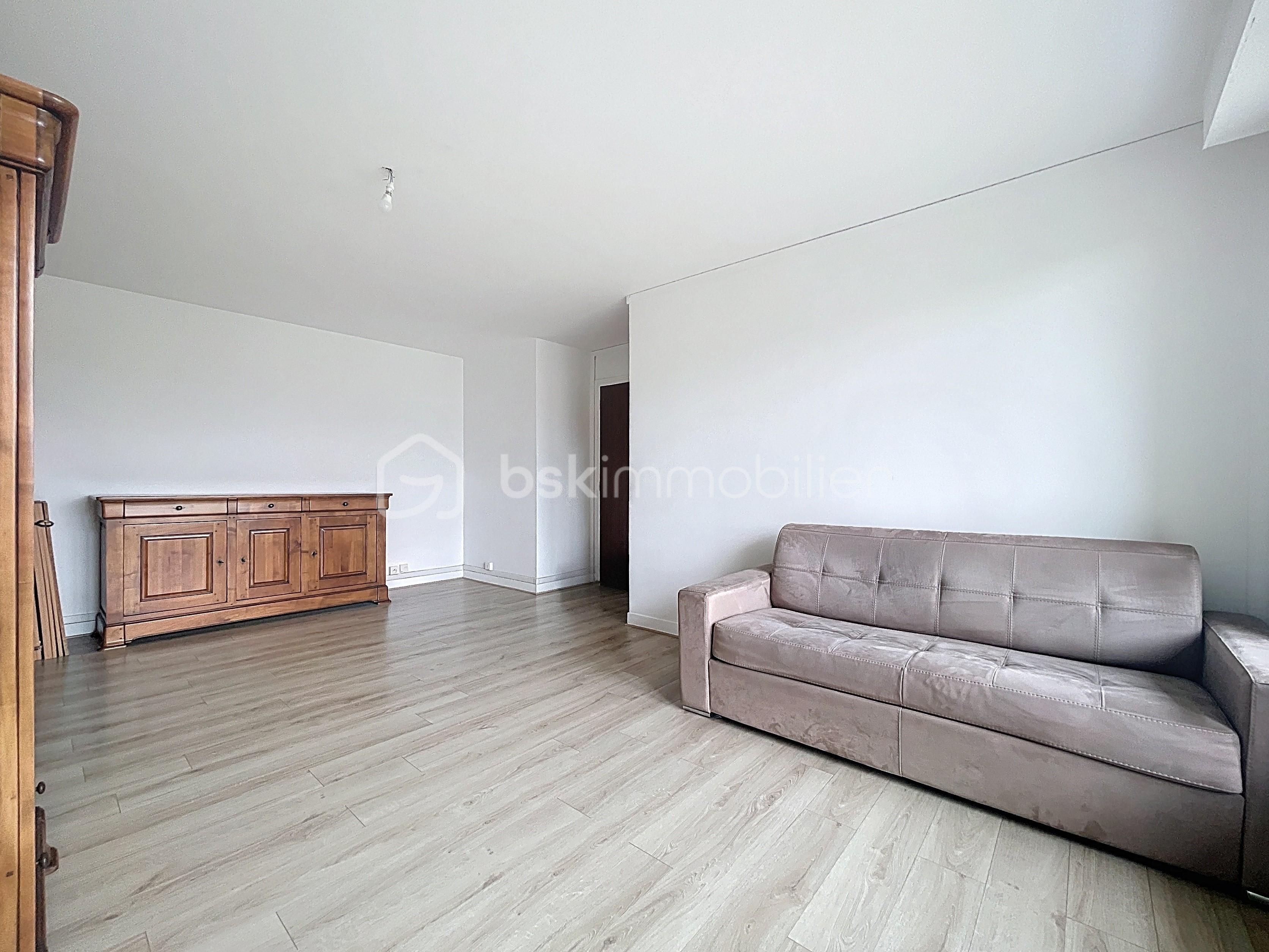 Appartement de 70 m² - 85066bcf-a2b1-4b22-8fa3-7571bcf8360e.jpg
