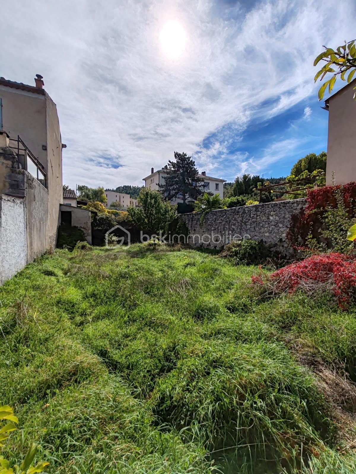 Terrain de 215 m² - IMG_20251207_082044.jpg