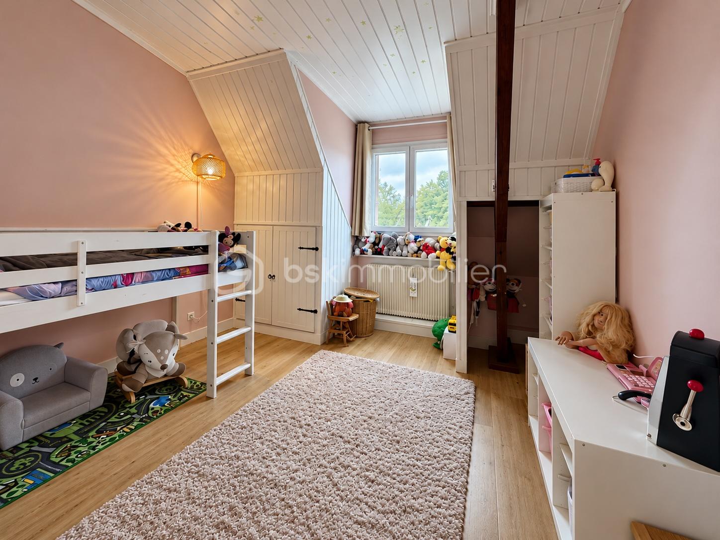 Chambre 2 étage..jpg