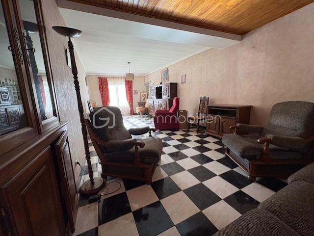 Maison de village de 86 m² - SALLE SALLE A MANGER ST FELIU.jpg