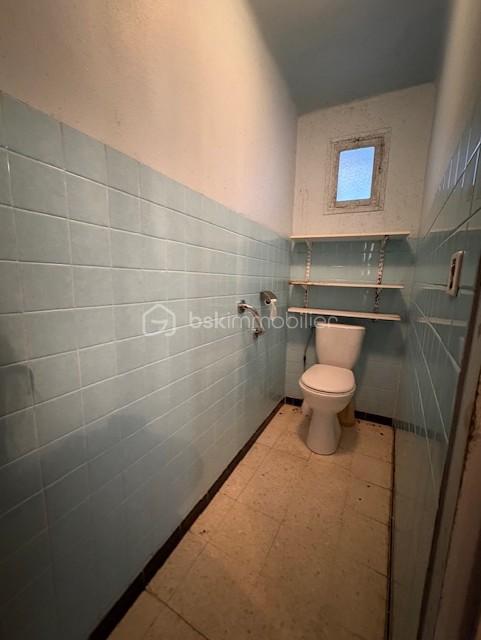 Maison de village de 86 m² - WC ST FELIU.jpg