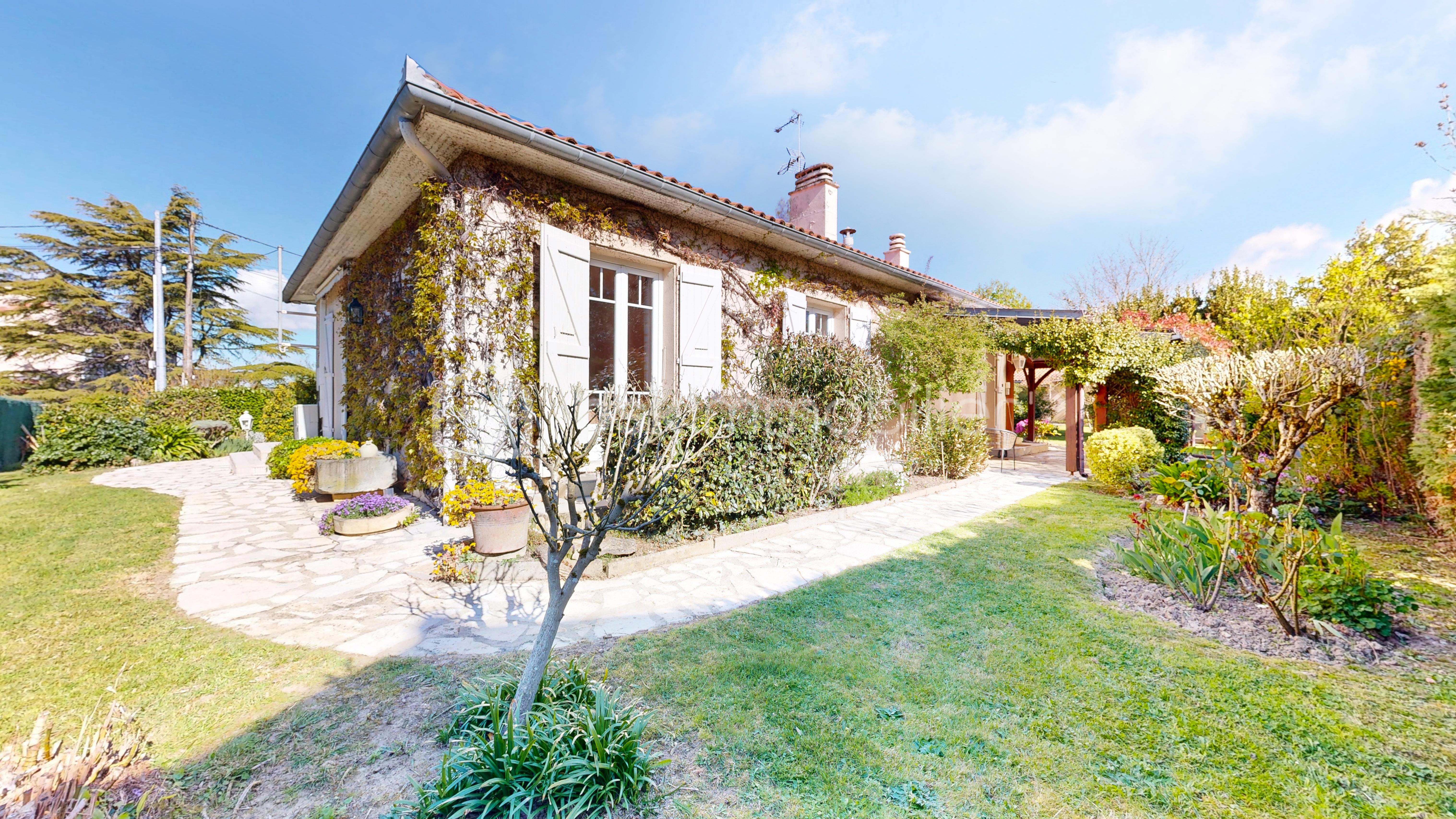 01 - Extérieur (14).jpg