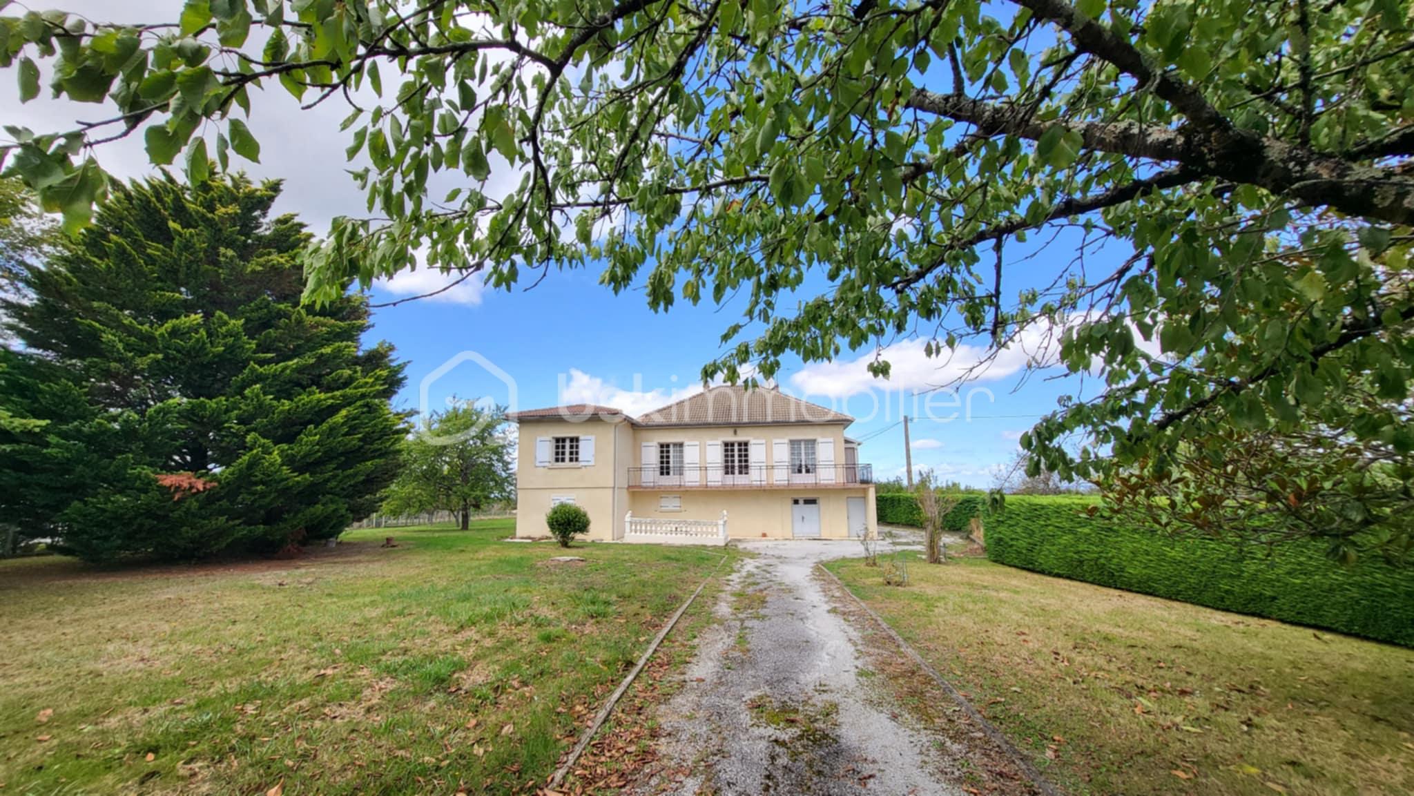 Maison traditionnelle de 115 m² - 1.jpg
