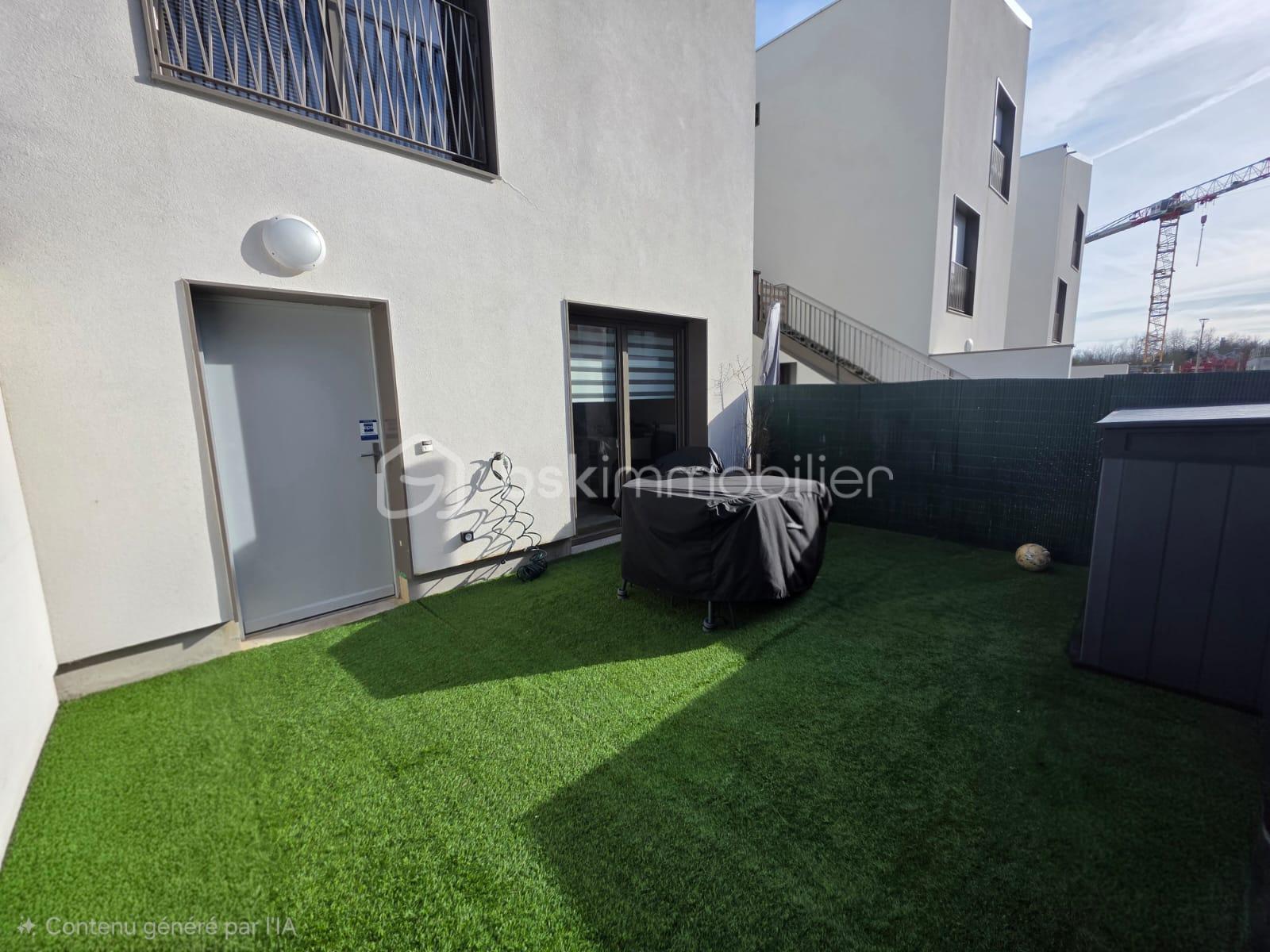 Duplex de 76 m² - devanture 1.jpeg