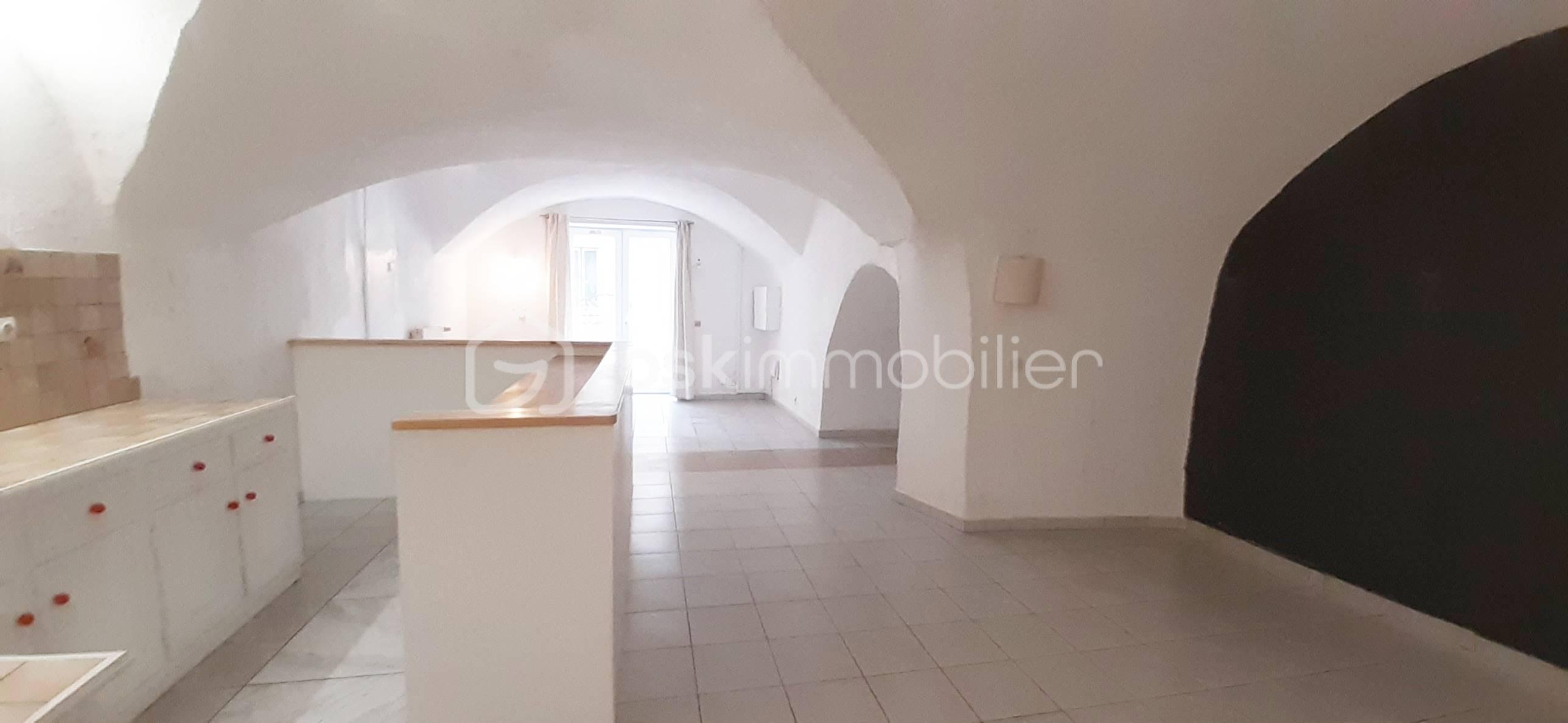 Maison 3 pièces 93 m² · à Claret · 93 m² · 239 000 €