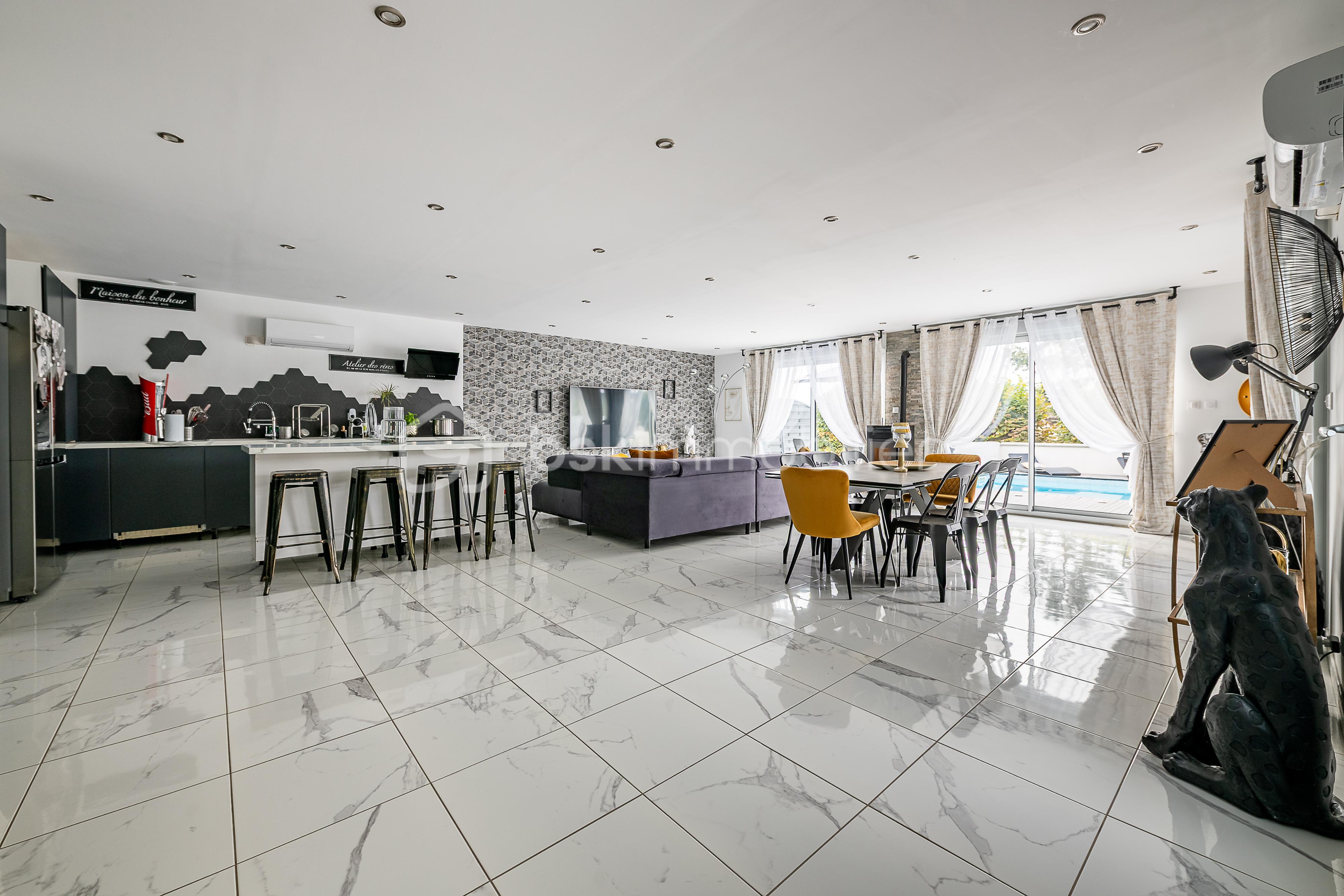 Maison contemporaine de 150 m² - MARIN-BskAubinSalon-OlivierReynes-13.jpg