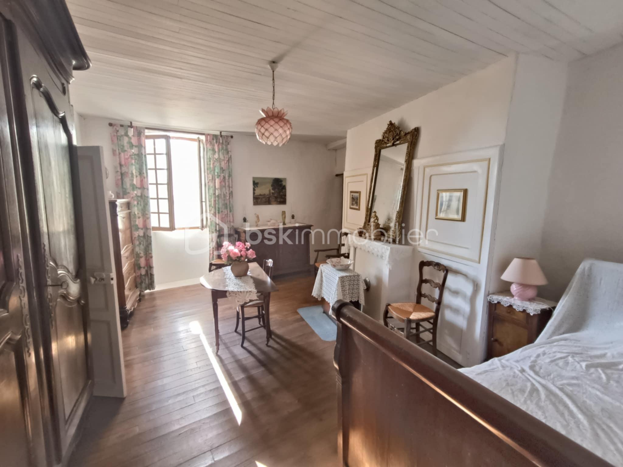 Maison traditionnelle de 114 m² - 8abd47ca-3848-4781-8efa-096ba1d067fc.jpg