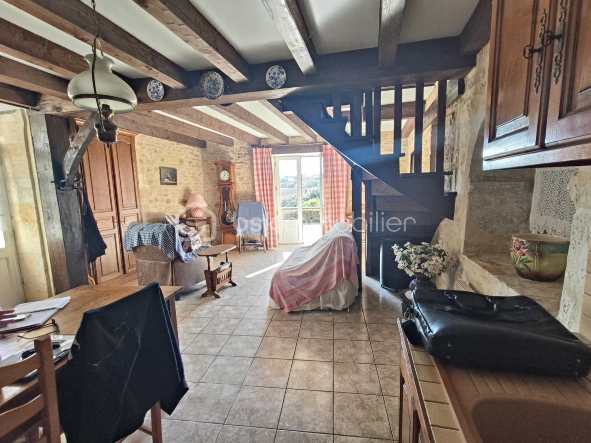 Maison traditionnelle de 114 m² - 812f14c8-3e2a-4074-8da0-6a23b58b8453.jpg