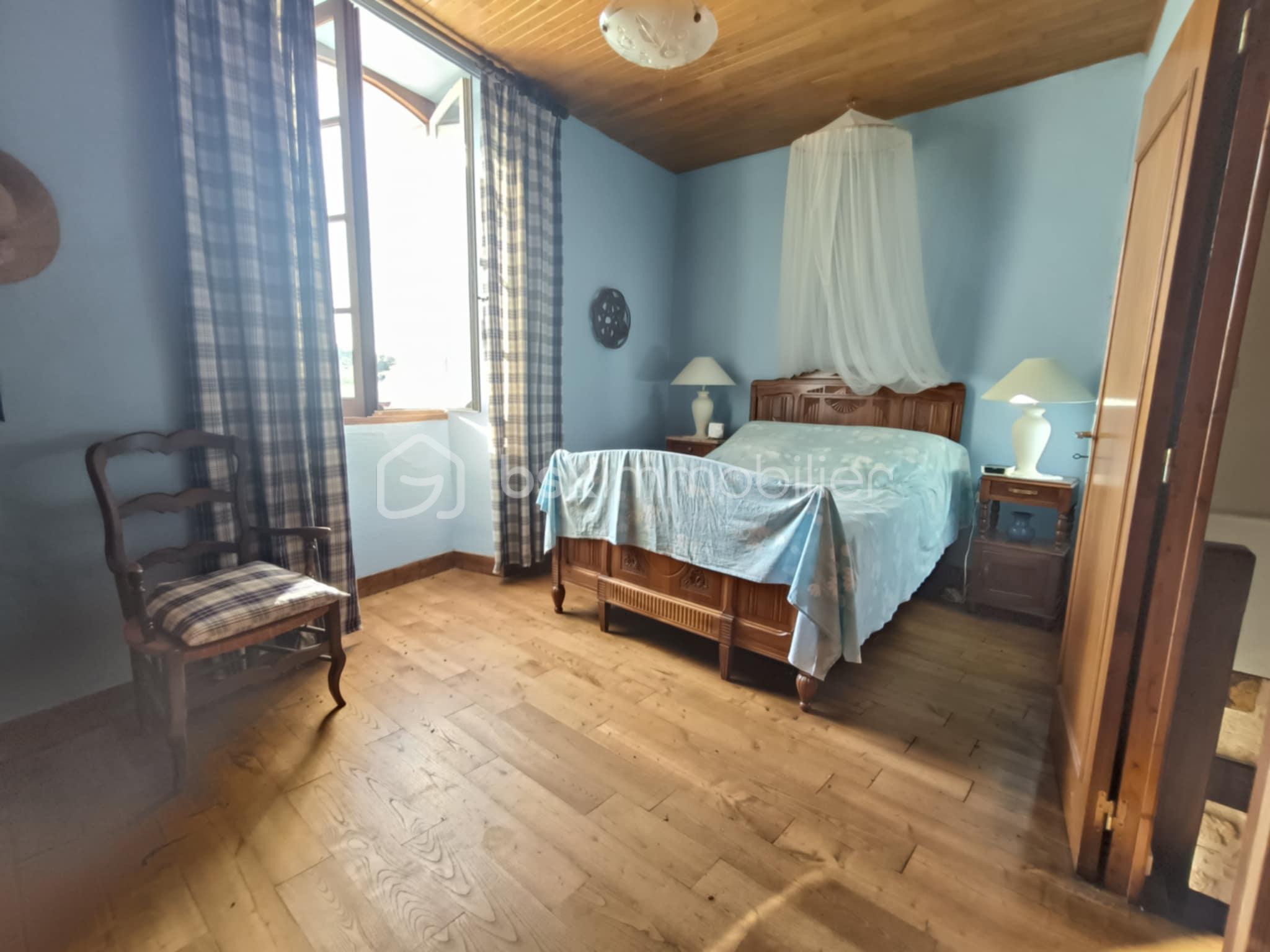 Maison traditionnelle de 114 m² - a9db4ab9-e64c-4463-91f4-a2d5108038bd.jpg