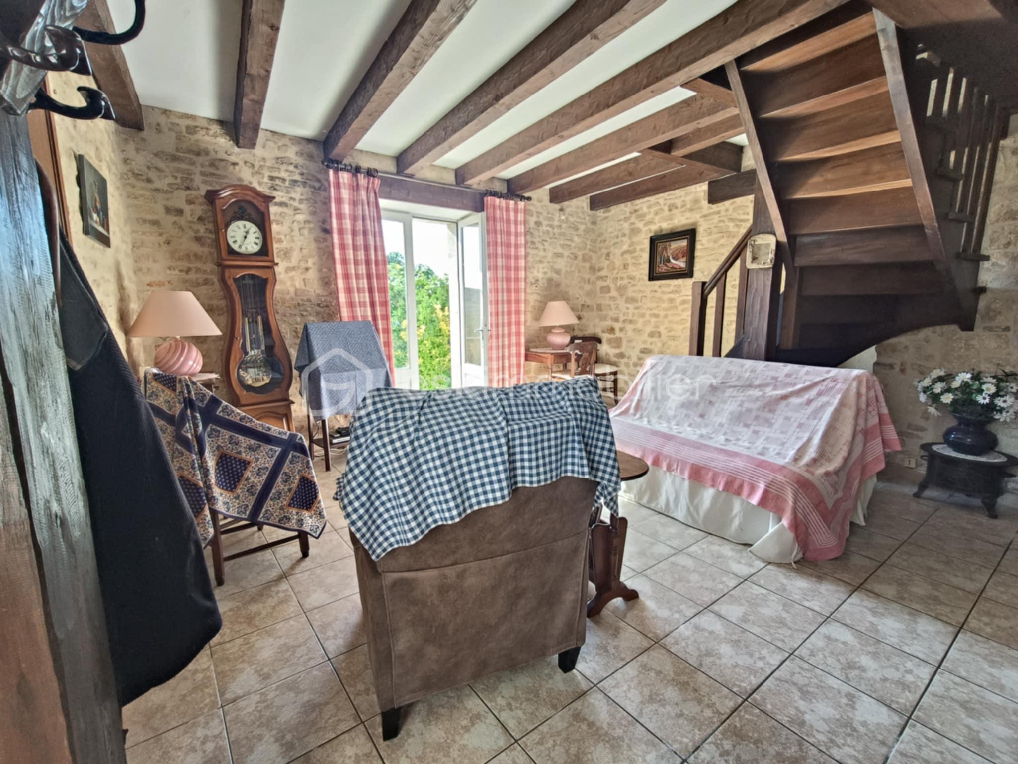 Maison traditionnelle de 114 m² - 8e0a80e6-8847-4480-b6b7-07445acb37b6.jpg