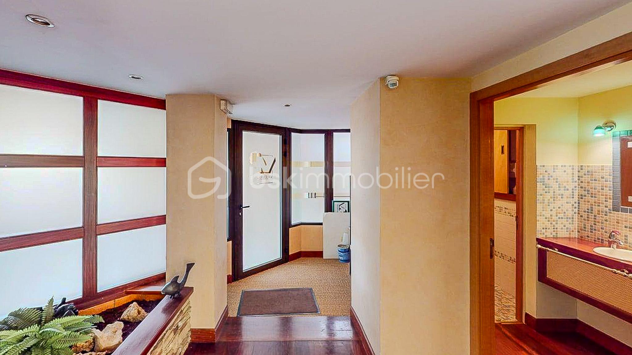 Bureau de 262 m² - Bureaux-Biarritz-08162025_133004.jpg