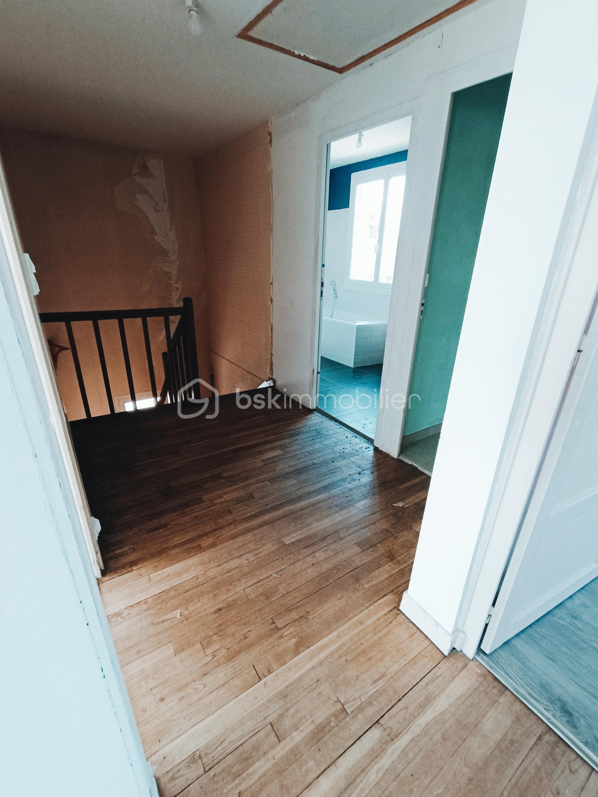 Maison de 115 m² - PALIER ETAGE.jpg