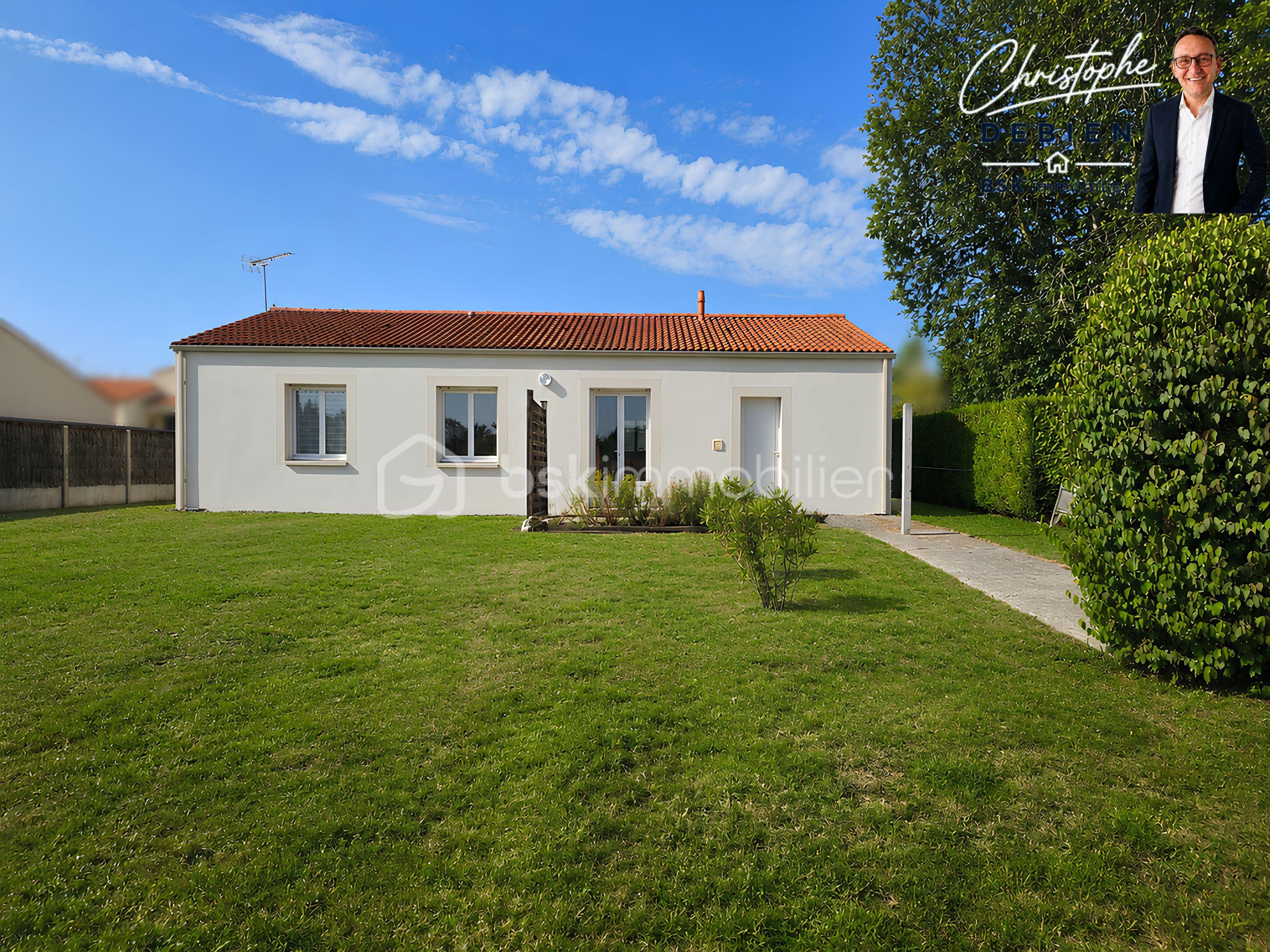 Maison 4 pièces 74 m² · à Essarts en Bocage · 74 m² · 210 000 €
