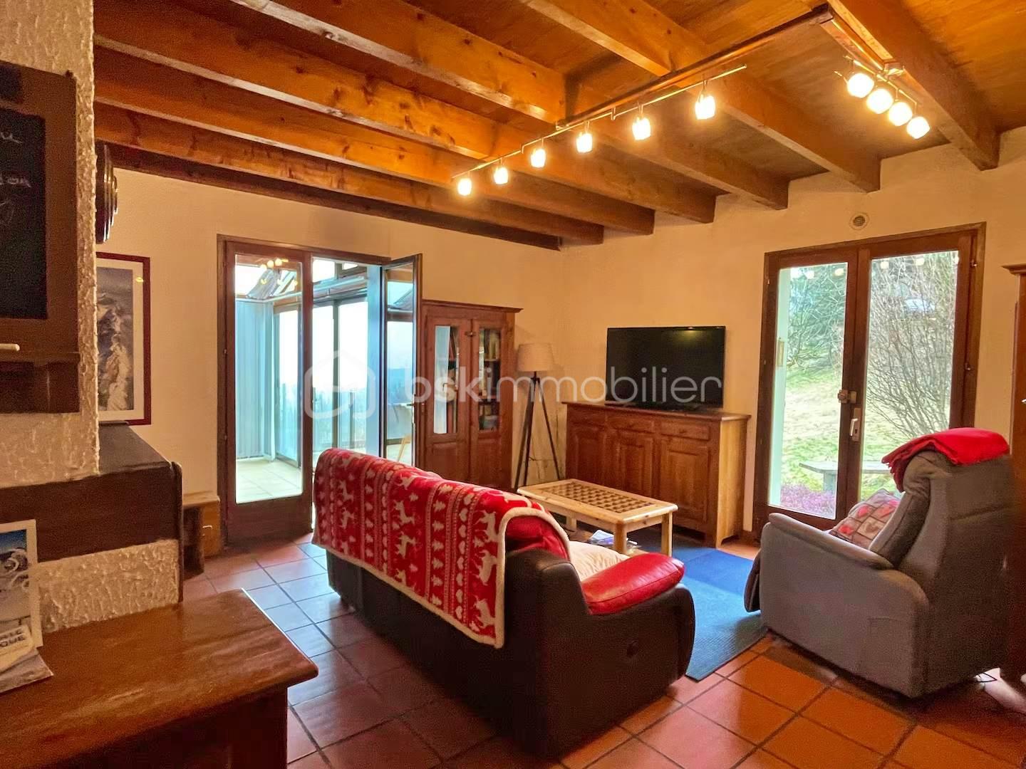 Maison de 138 m² - f0e88193-c81e-49b7-a4dd-08b7843102d7.jpg