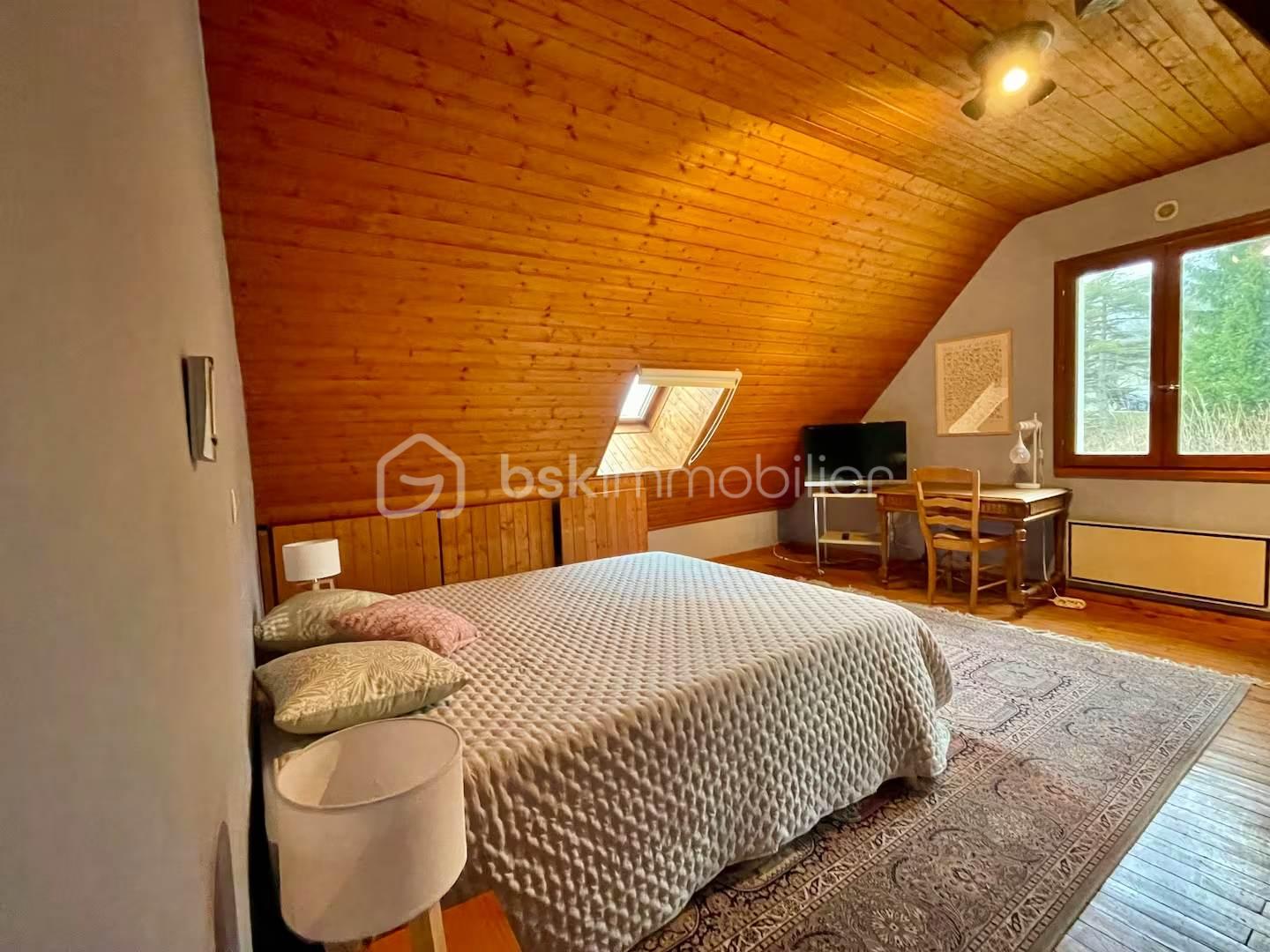 Maison de 138 m² - e431cfda-7fae-4e86-8c12-c15c70a2135d.jpg