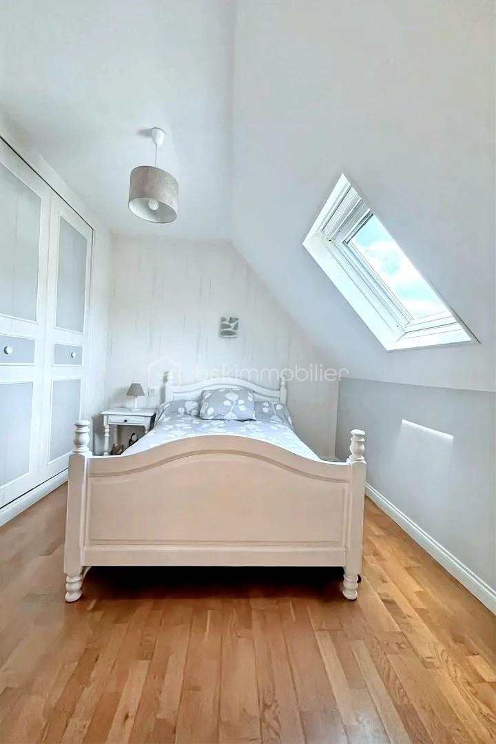 Maison de 115 m² - thumbnail_hoqi-047b30391fbd43f8be7ad4408a3f3222.jpg