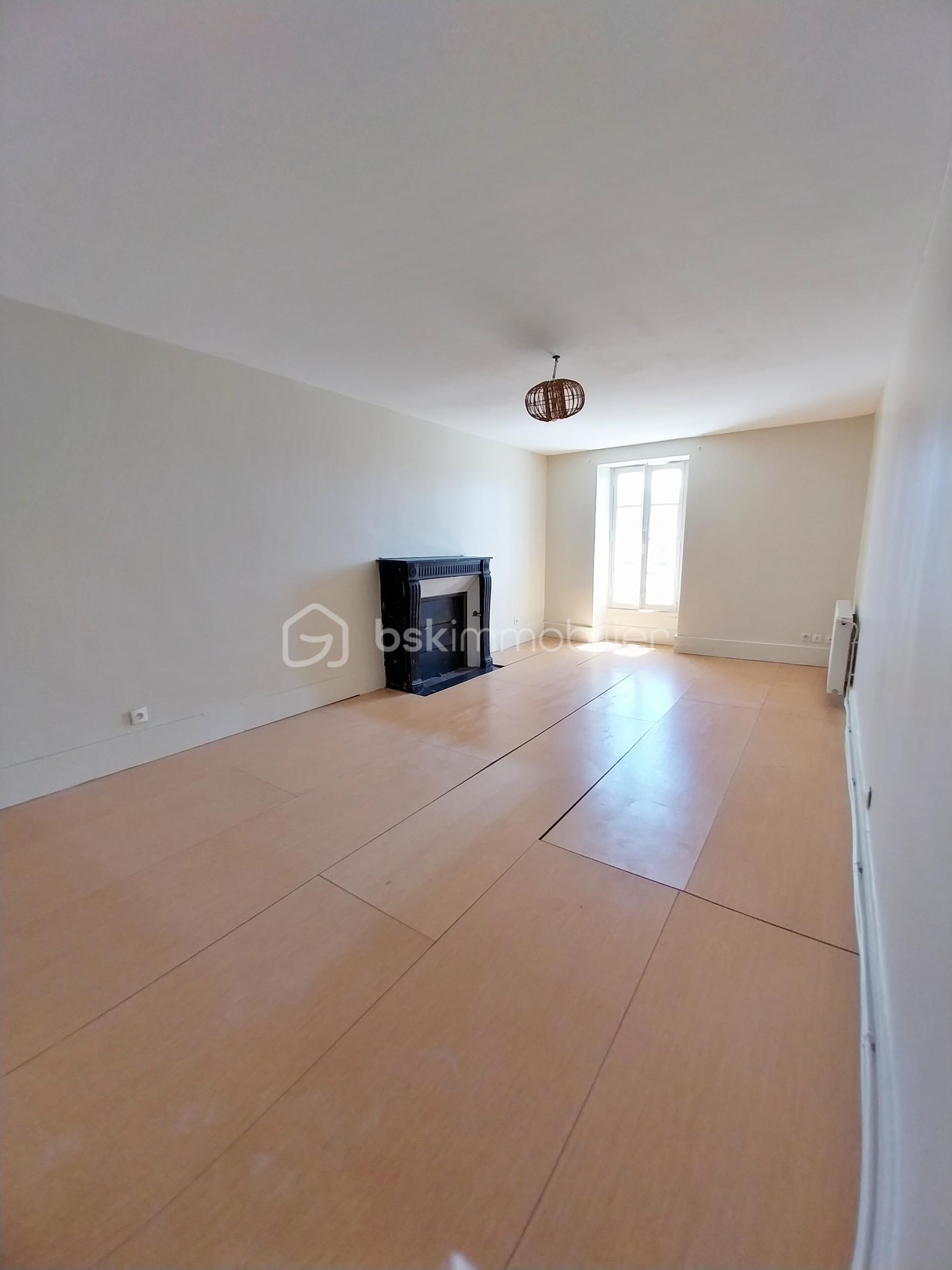 Maison de maitre de 233 m² - 20250711_140836.jpg