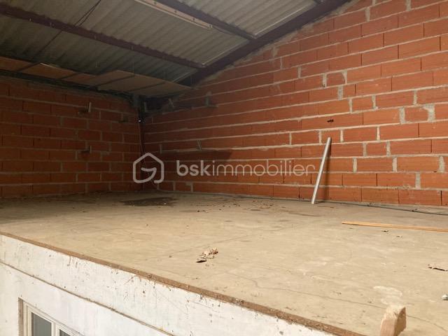 Local d activites de 204 m² - IMG_1900.jpg