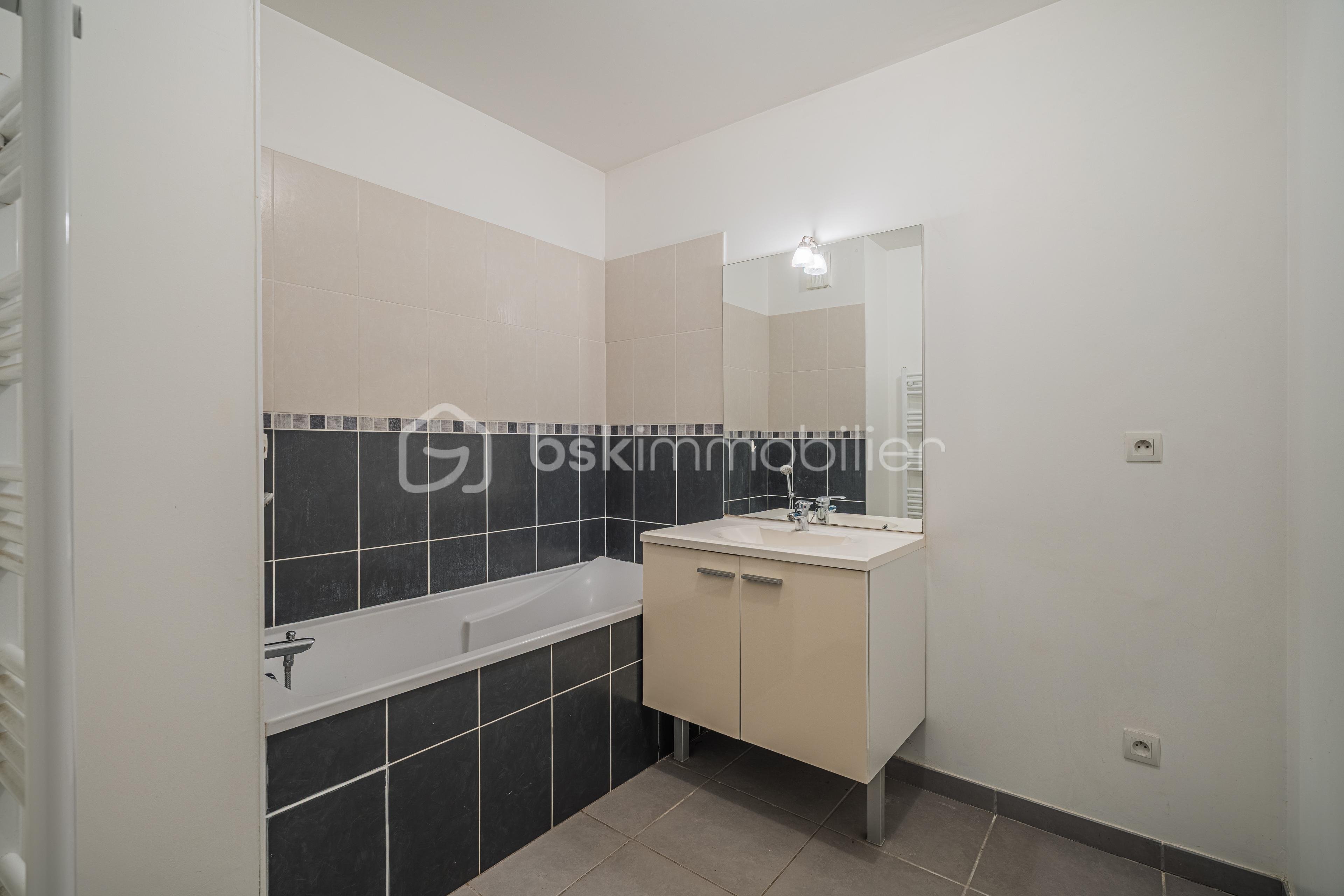 Appartement de 74 m² - A7402466-HDR.jpg