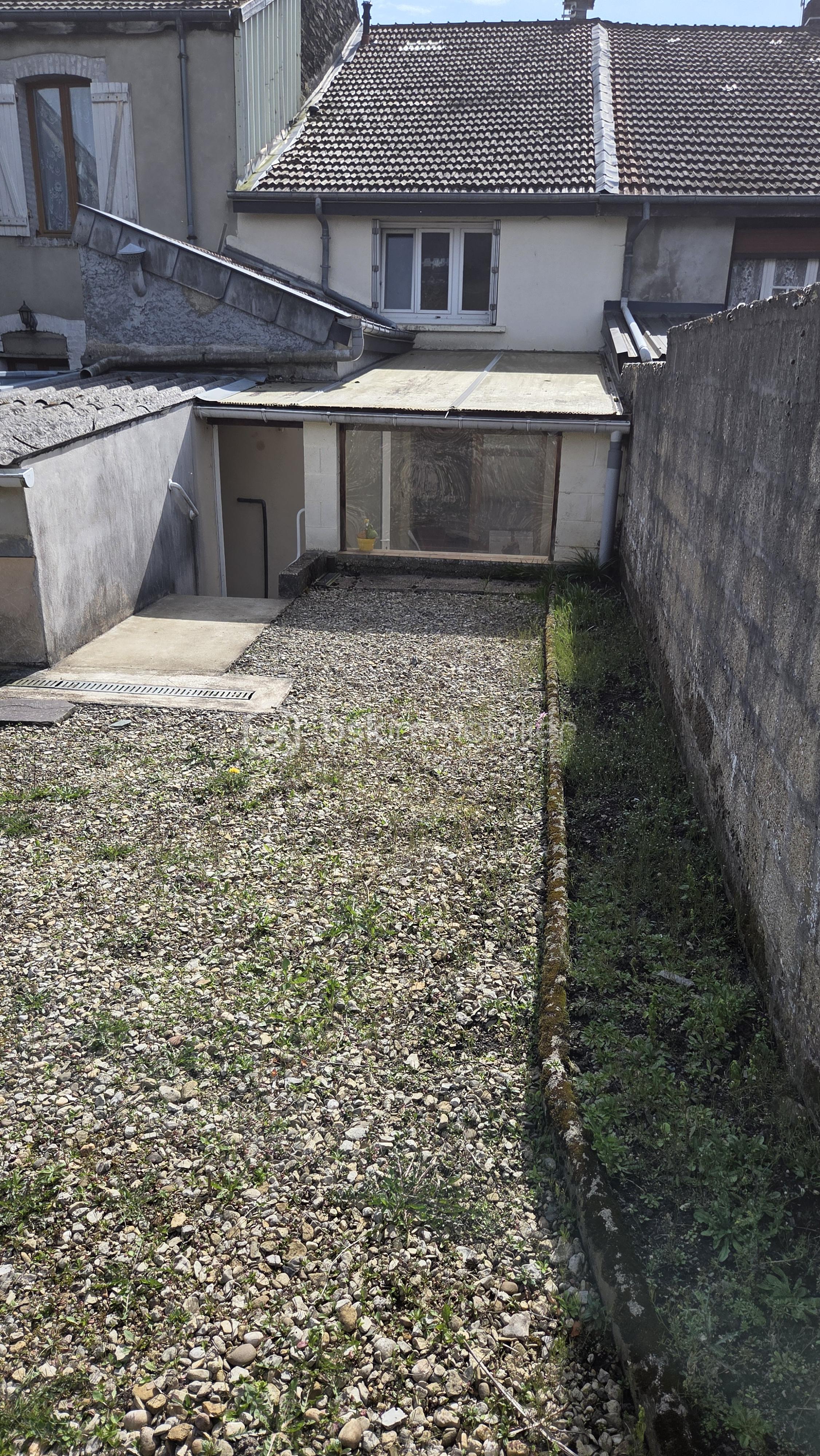 terrasse exterieure.jpg