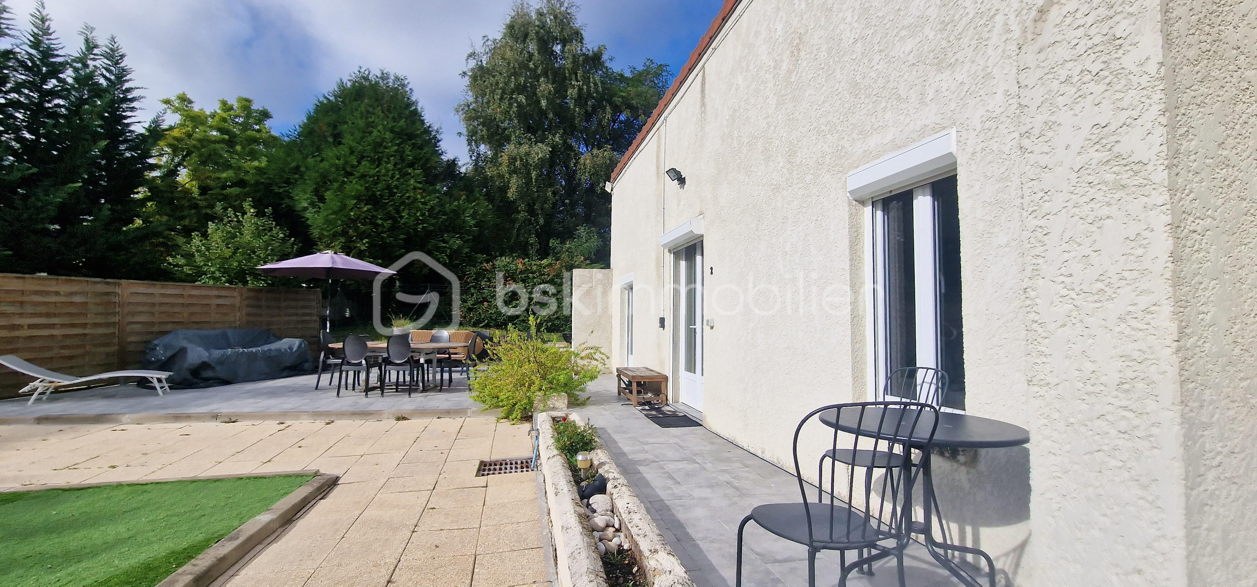 Pavillon de 49 m² - COTE EXT LAURA.jpg