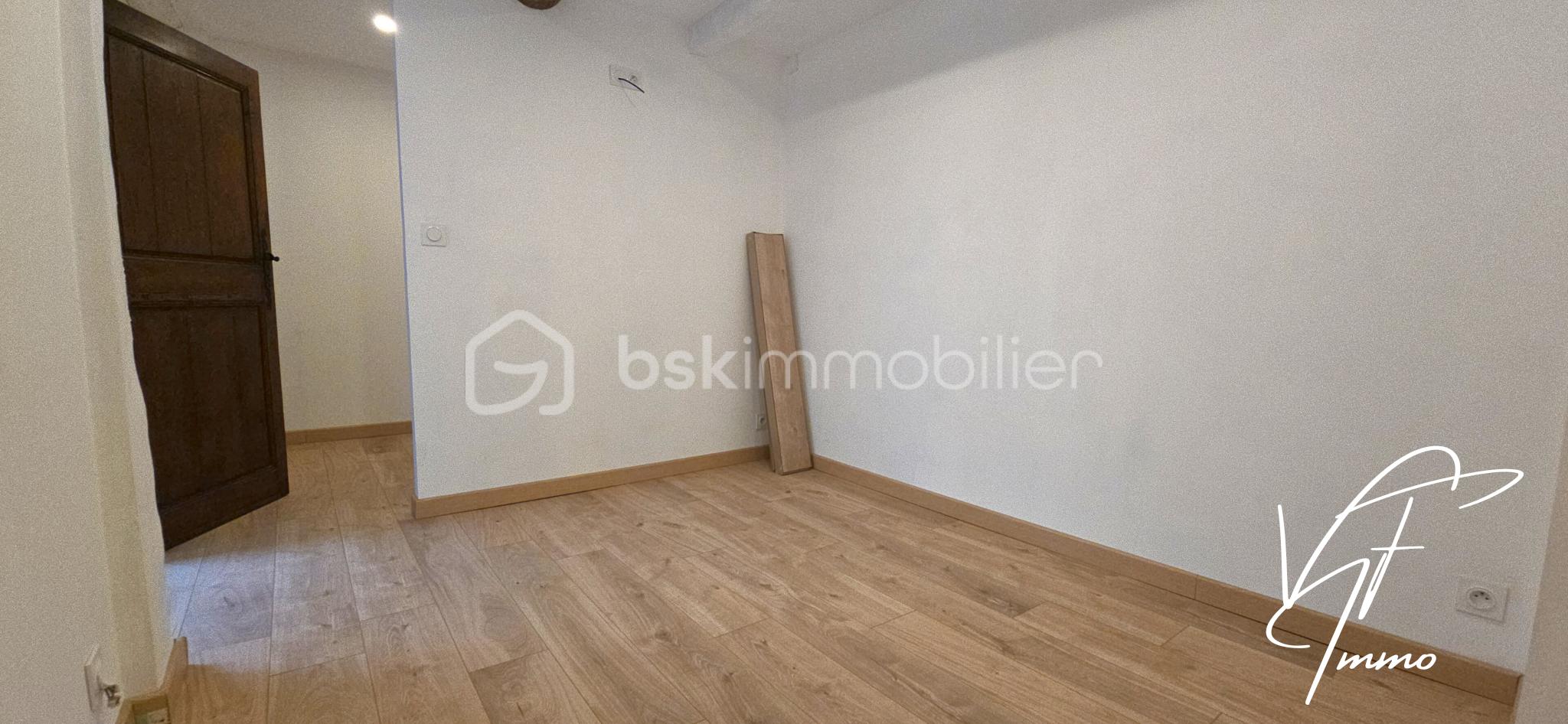Maison de village de 111,88 m² - 15.png