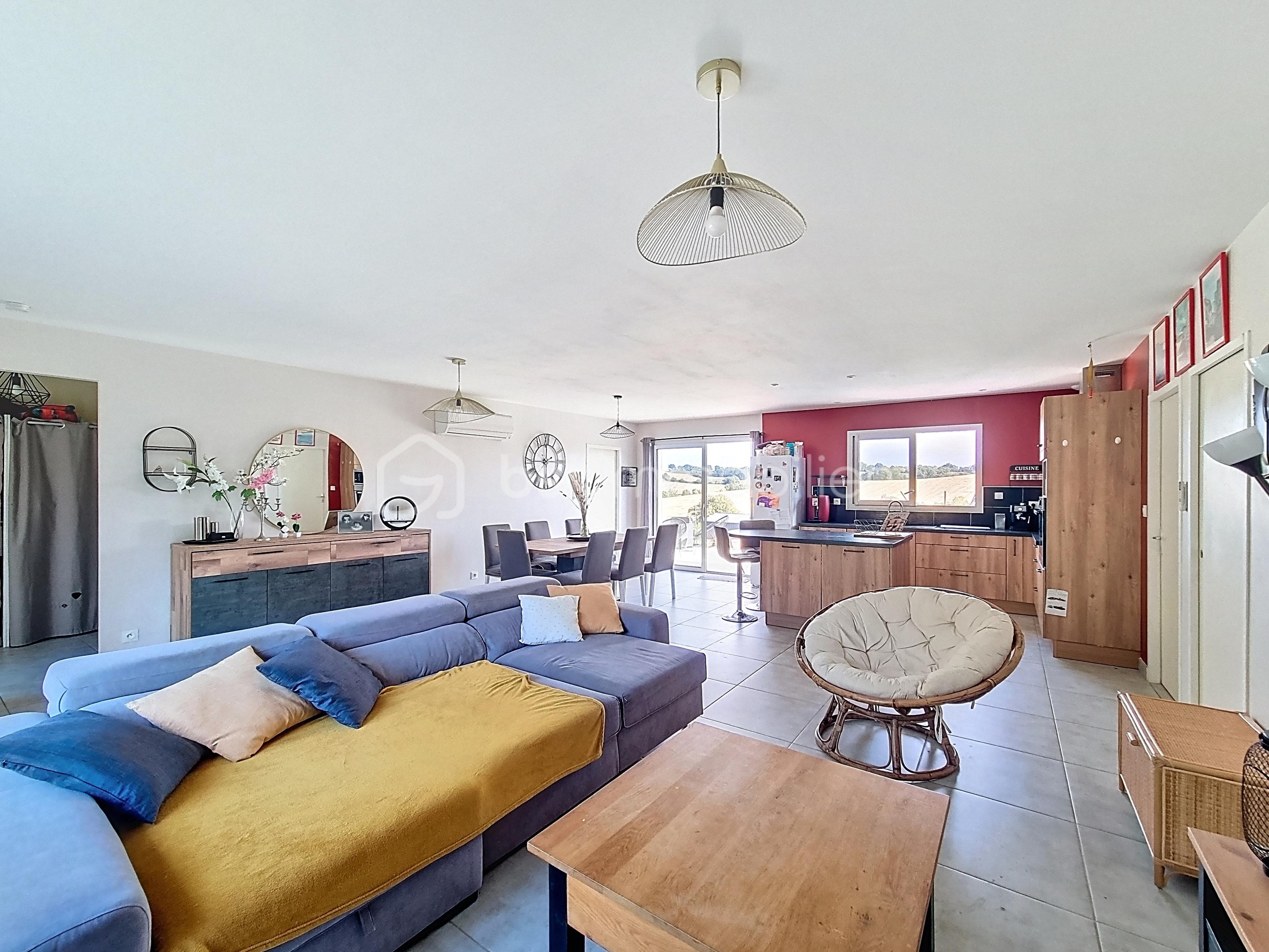 Maison contemporaine de 150 m² - rouillan_00006.jpg