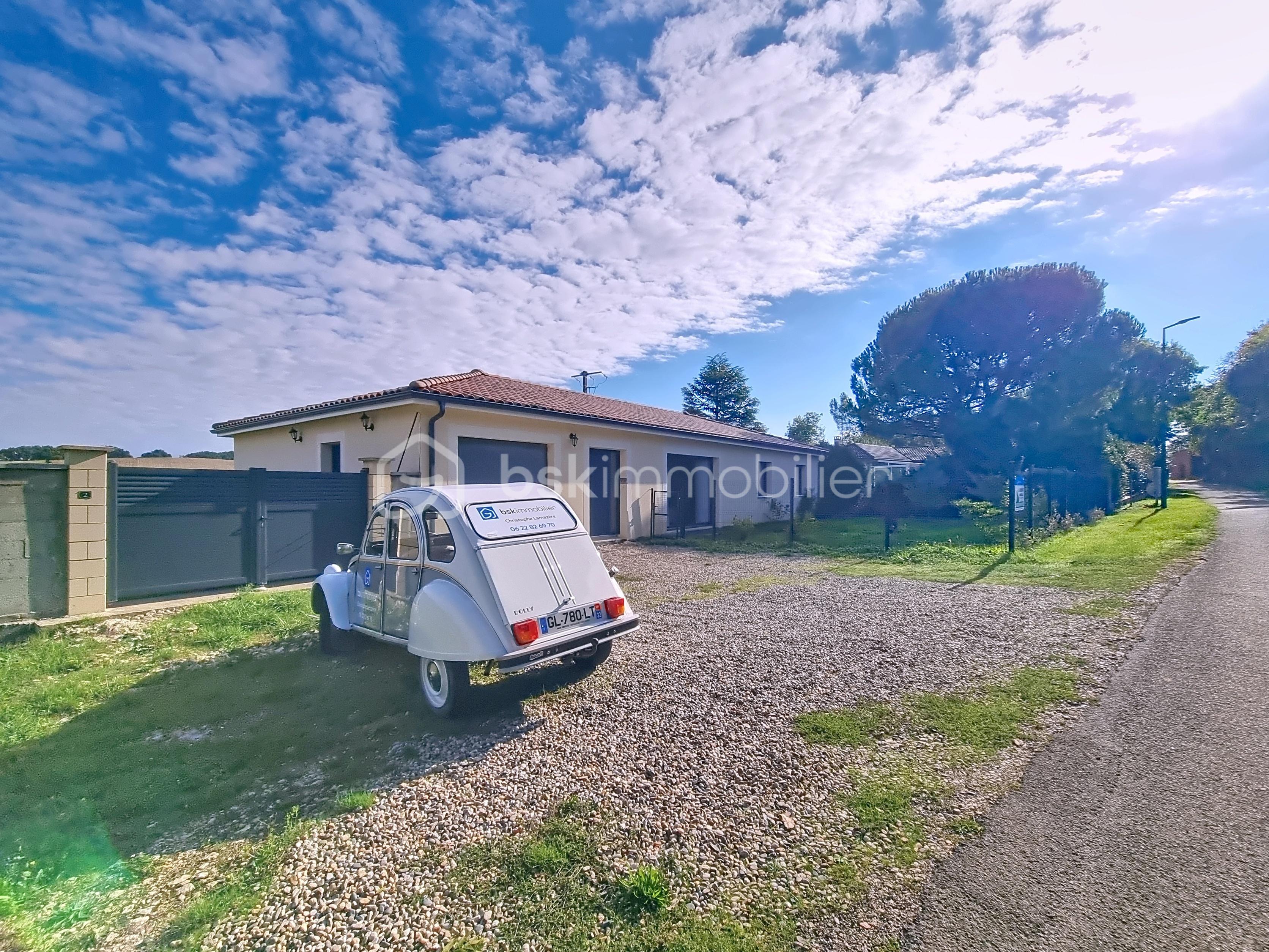 Maison contemporaine de 150 m² - rouillan_00008.jpg