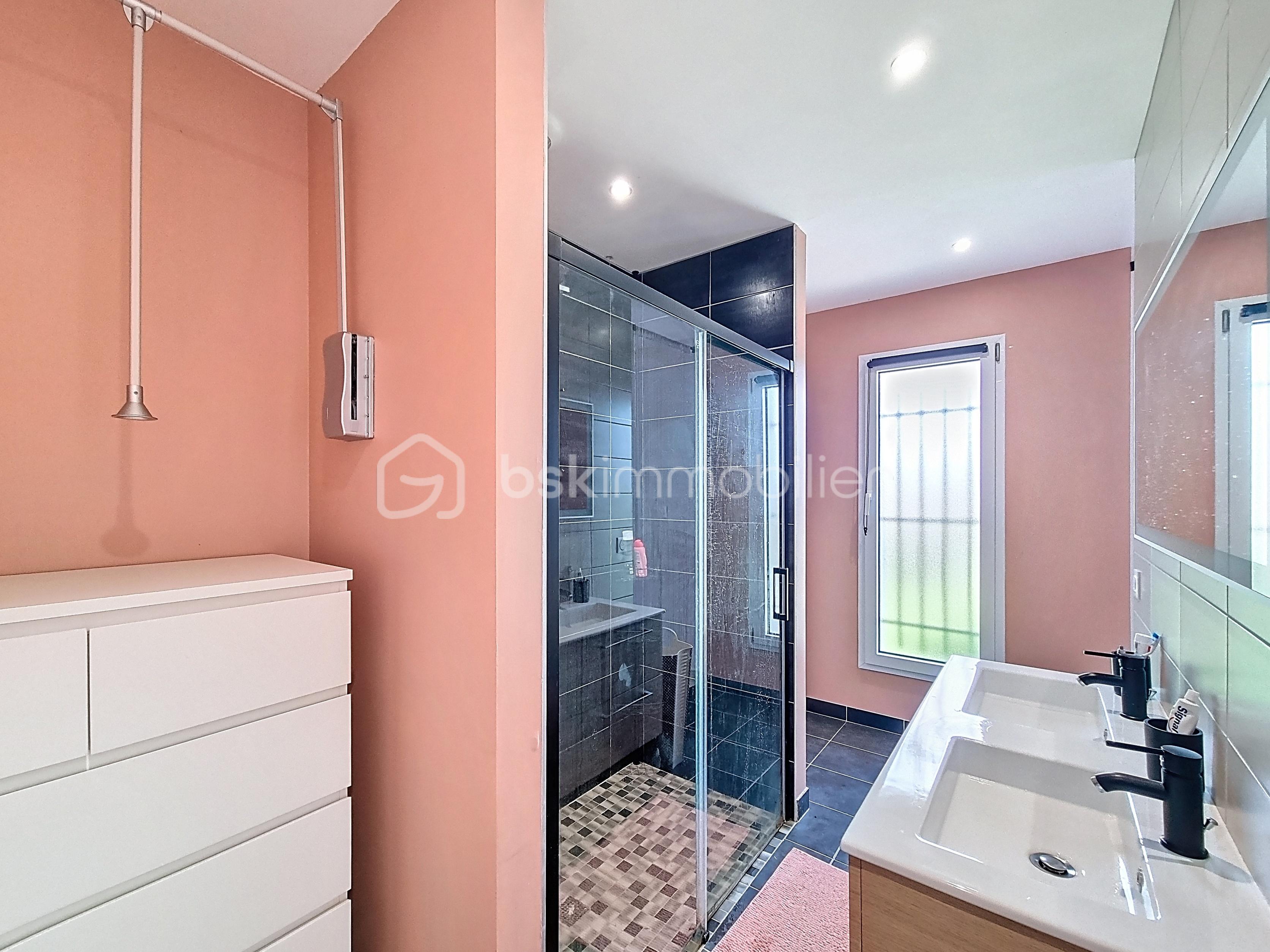 Maison contemporaine de 150 m² - rouillan_00002.jpg