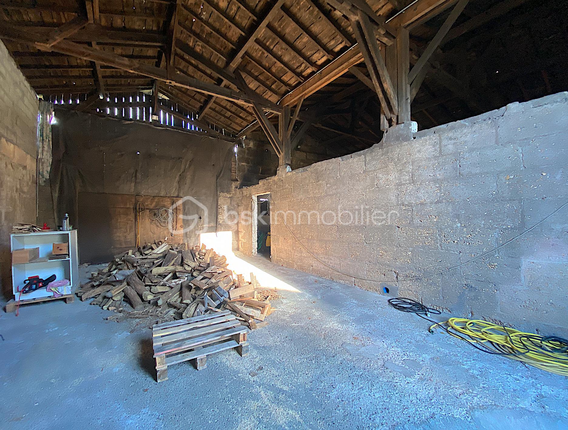 Chateau de 462 m² - Capture d’écran 2025-12-21 à 16.39.52.png