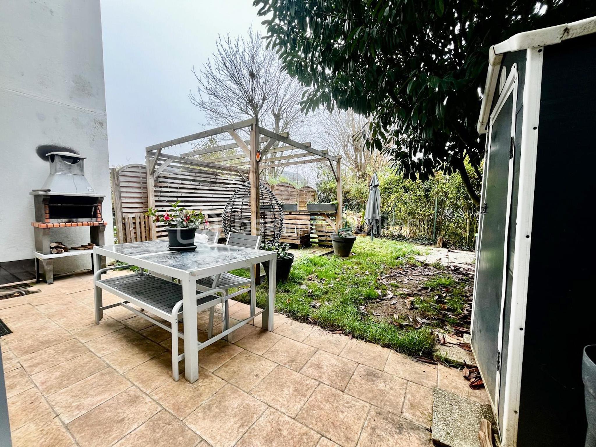 Maison de 118 m² - 7c5df991-3016-4c6c-892f-e35ba93a652e.JPG