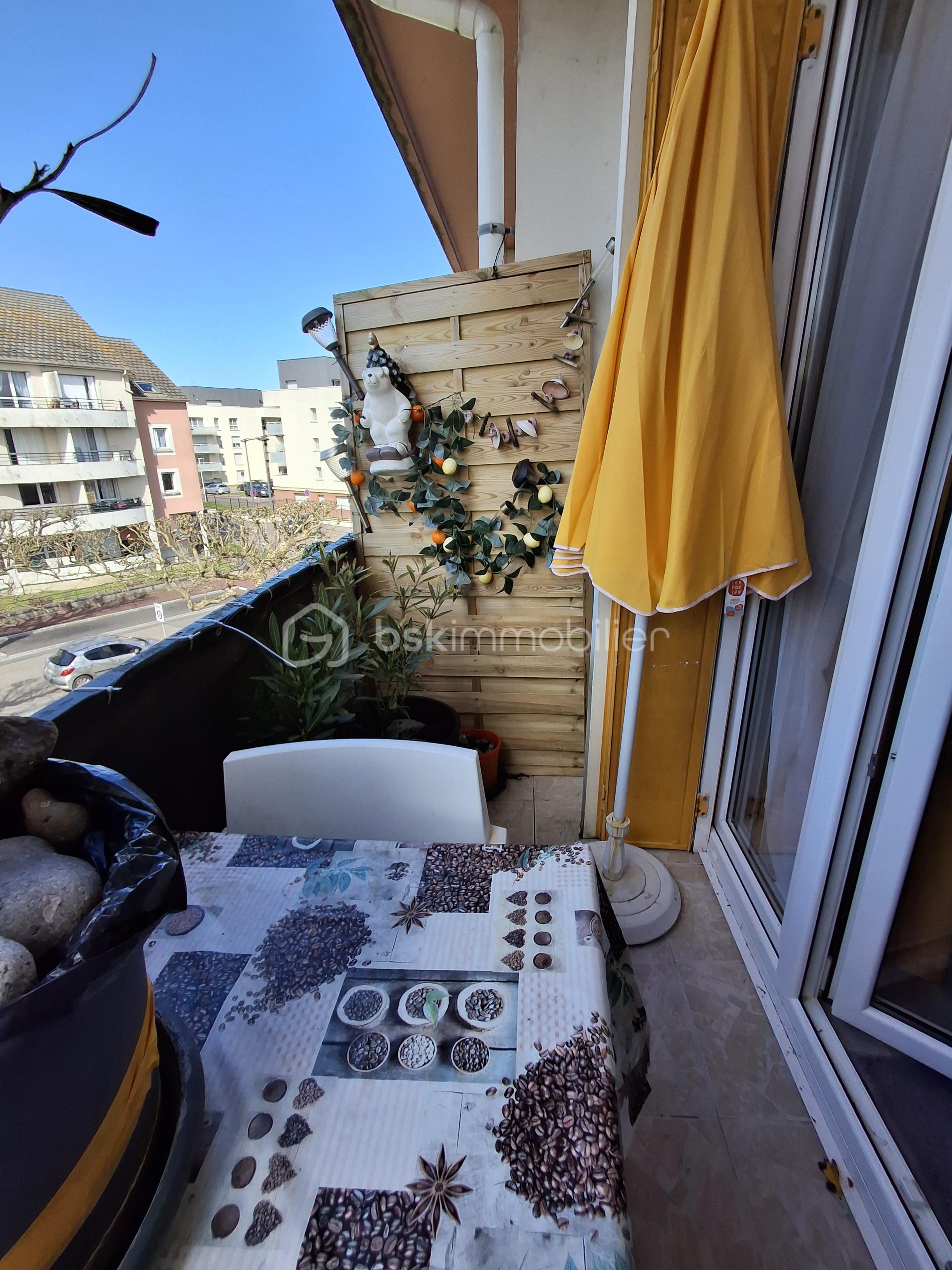 Balcon portrait parasol.png
