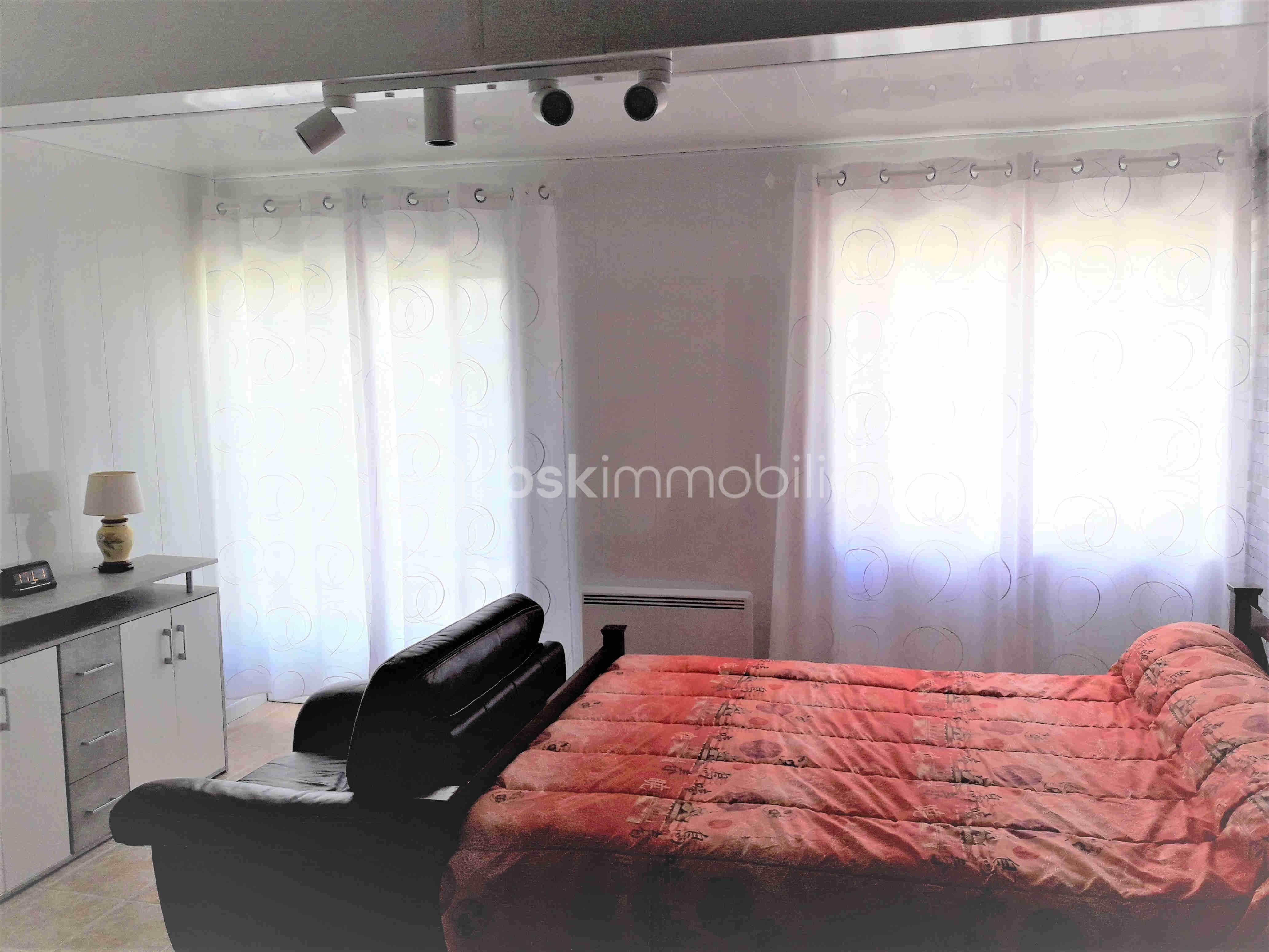 Maison de 89 m² - CHAMBRE 1 - 2.jpg