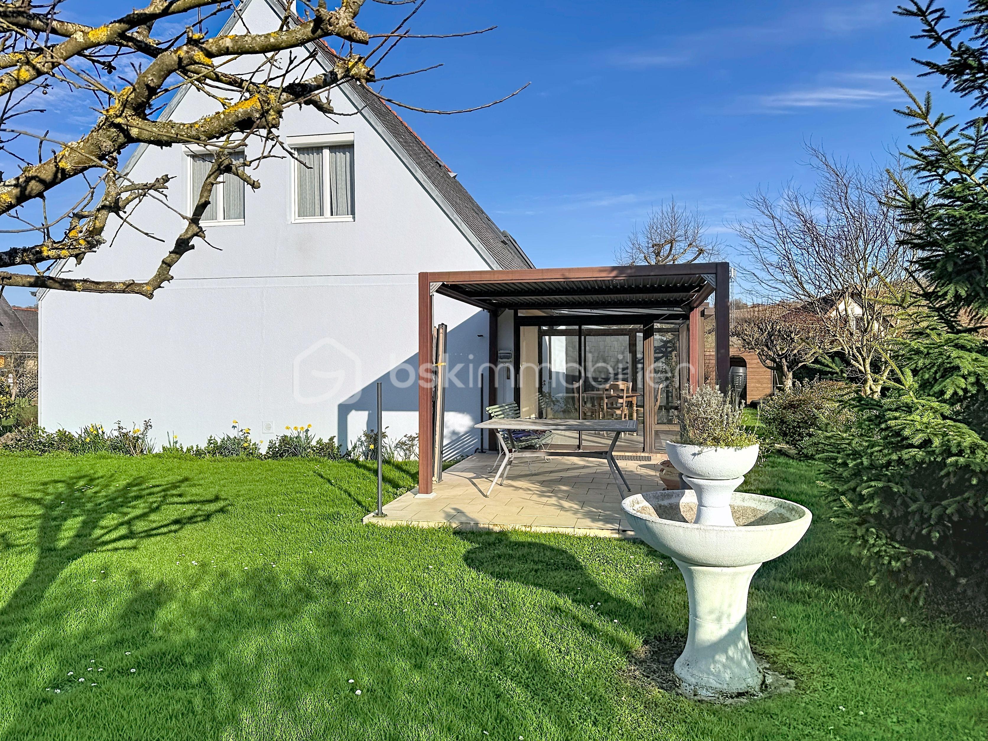 Maison coté pergola.jpg