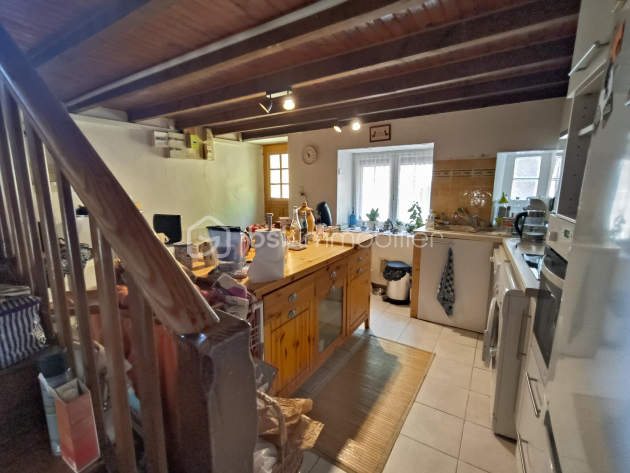 Maison de ville de 81 m² - d8ce2253-14bd-4921-85df-7d29d41adb64.jpg