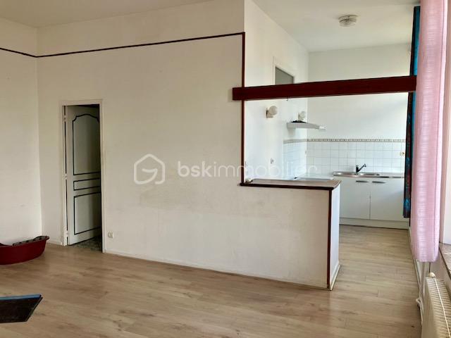 Appartement de 46 m² - sarfati RUE 2.jpg
