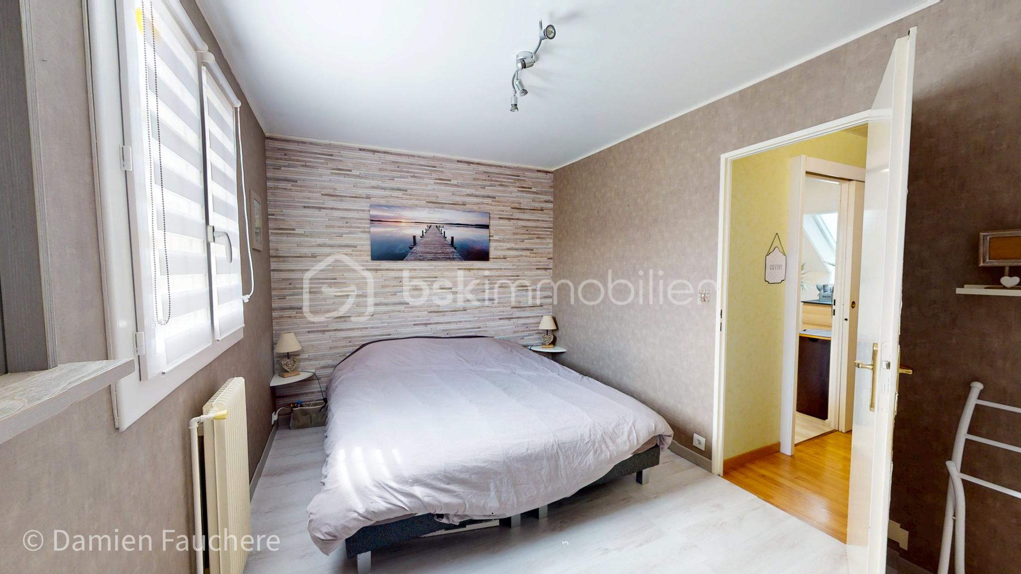 Maison de 120 m² - A-vendre-Maison-familiale-6-pieces-4-chambres-dans-le-quartier-recherche-de-Cesson-la-Foret-05052025_202556.jpg