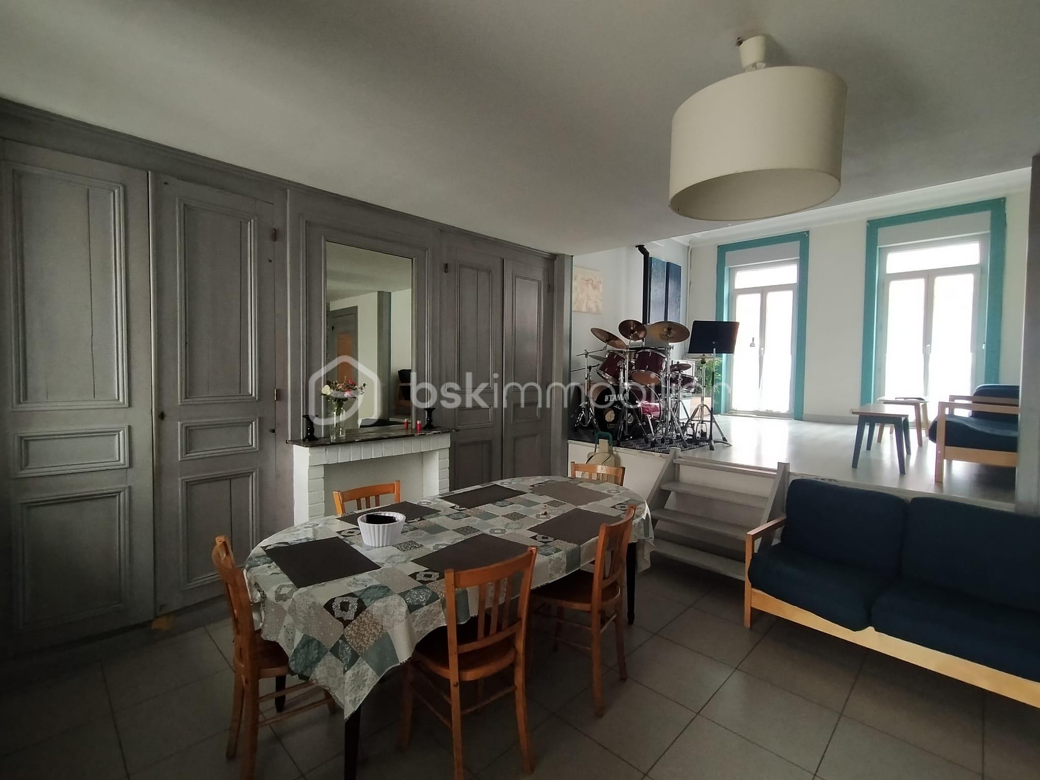 Maison 7 pièces 180 m² · à Roubaix · 180 m² · 249 000 €