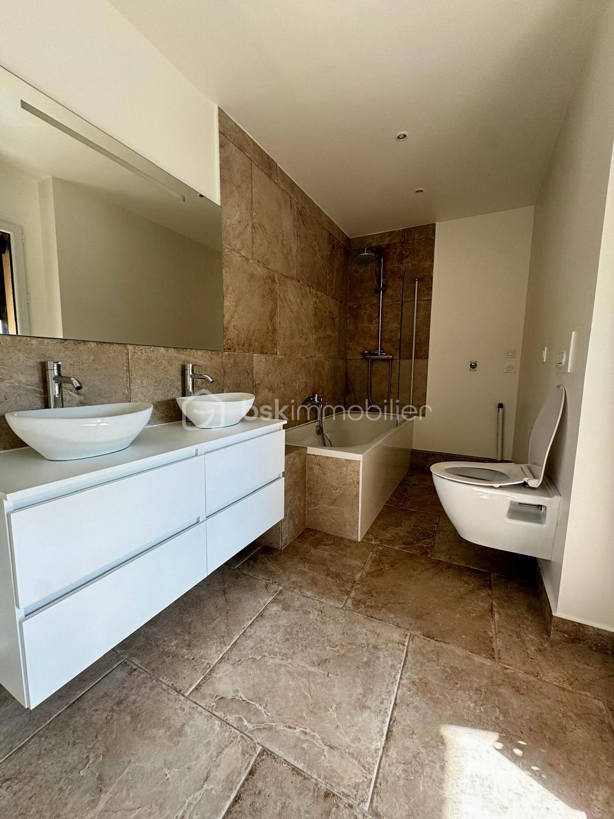 Maison de 166 m² - sdbok.JPG