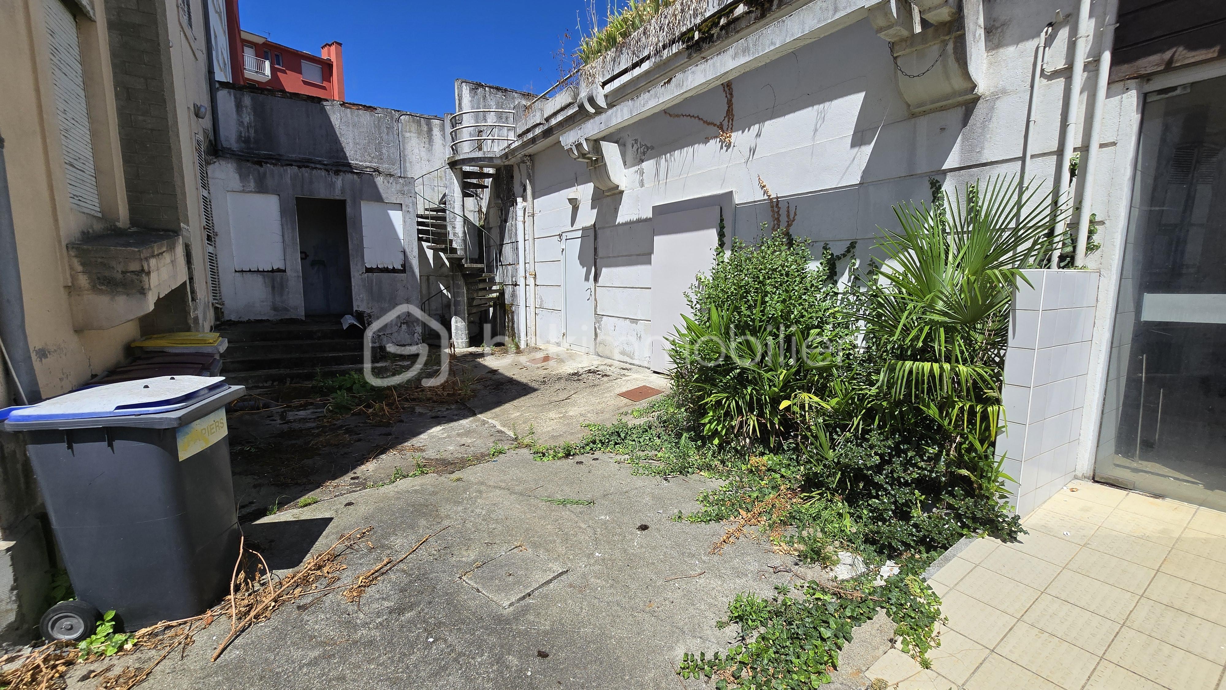 Immeuble de 555 m² - 20250716_124118.jpg