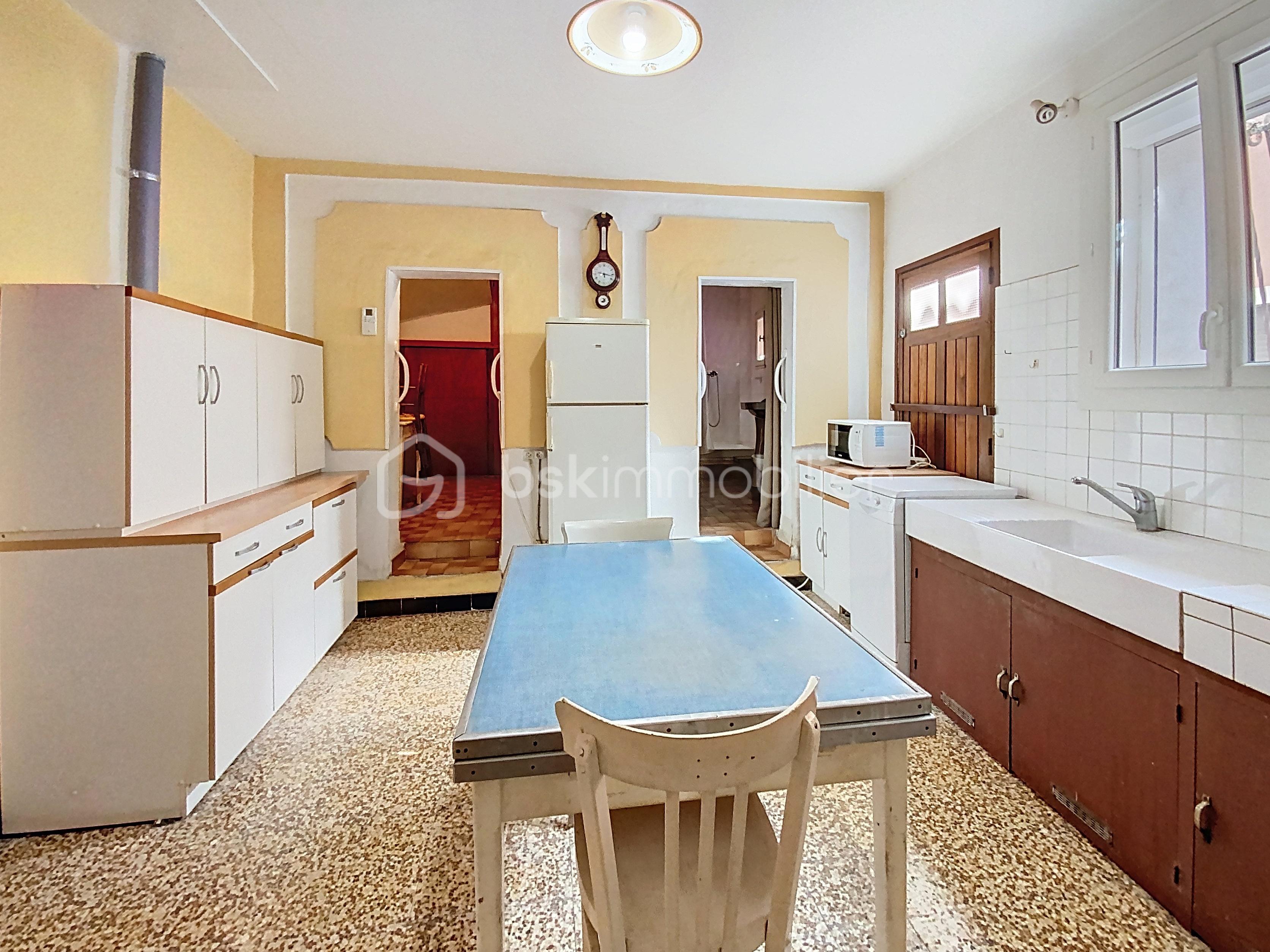 Maison de village de 263 m² - 72BE689F-65F7-4A07-B13C-AA82FCEB6C91.jpg