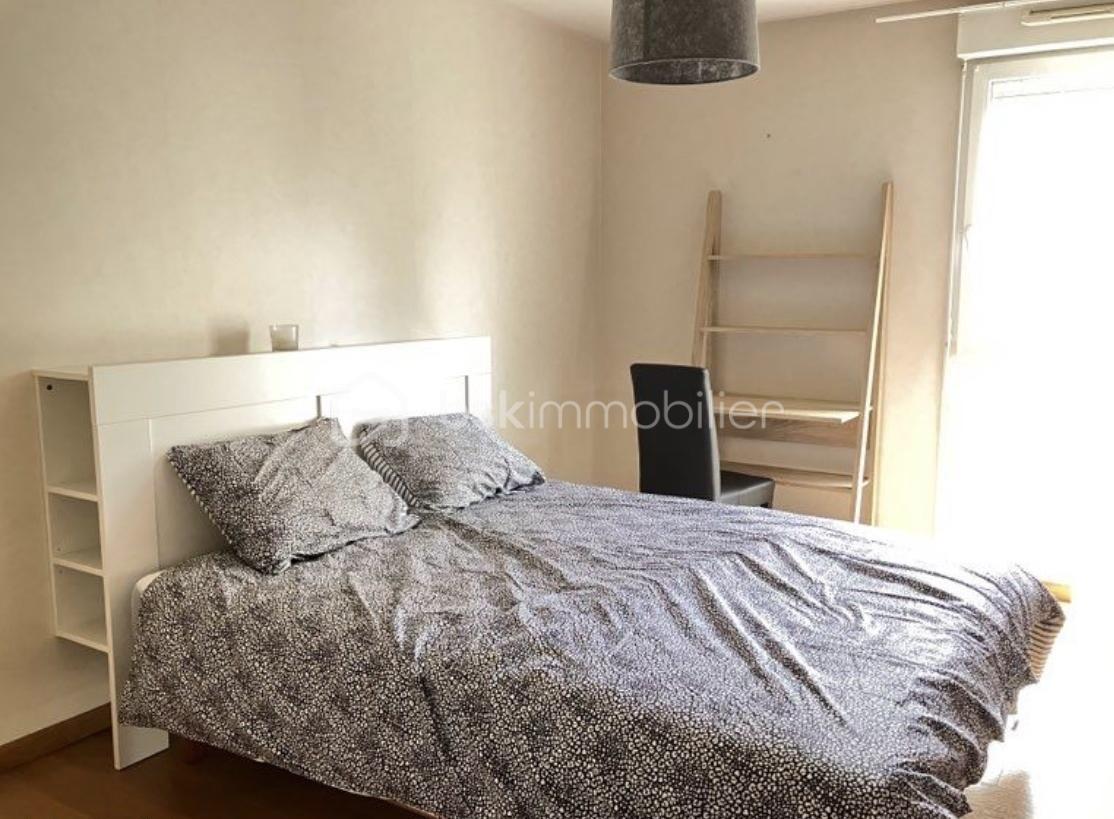 Appartement de 97 m² - thumbnail_48372e16-406e-4af6-8ea0-d3be1dd57472-1.jpg