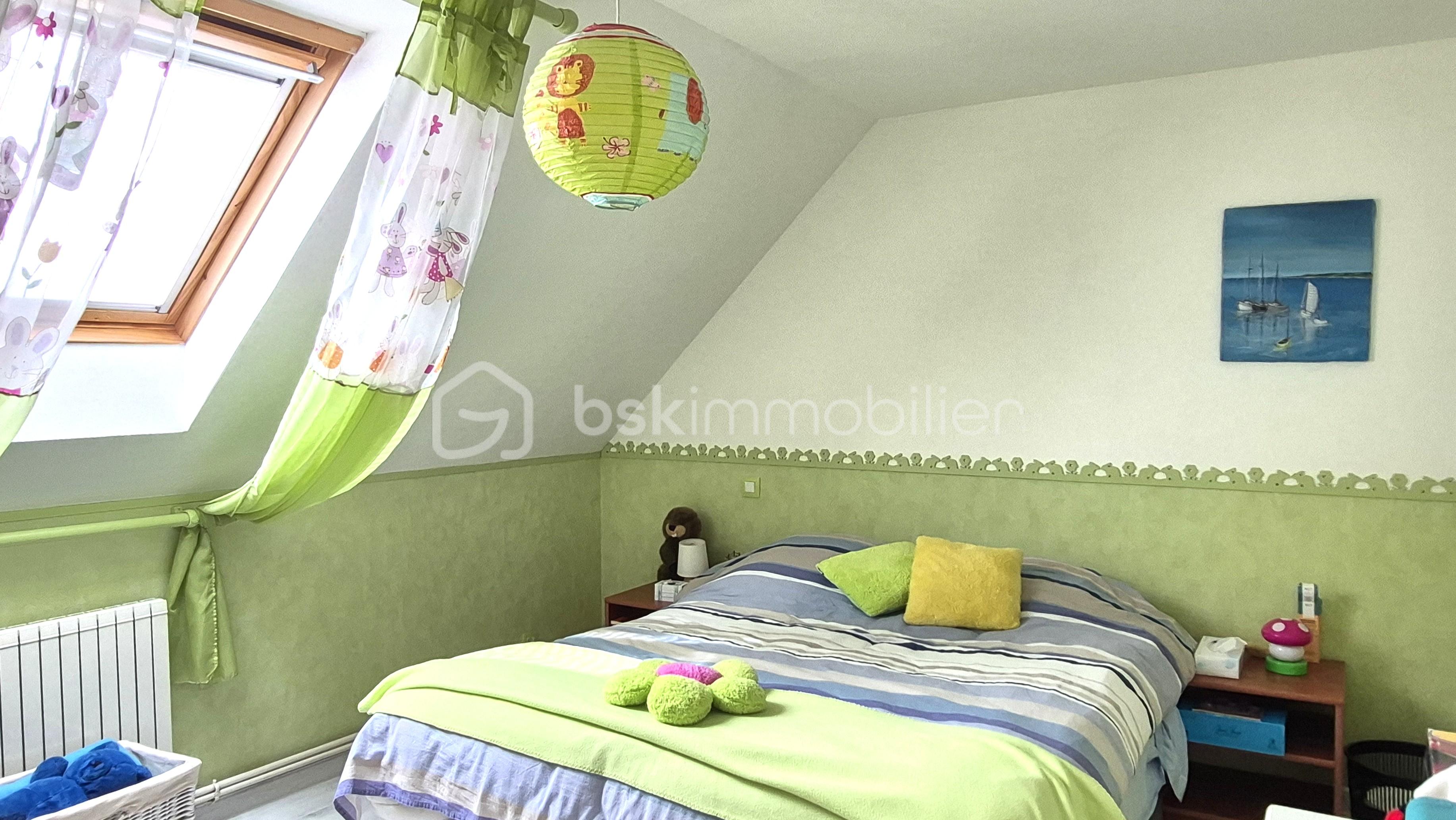 Maison de 131 m² - Chambre verte.jpg