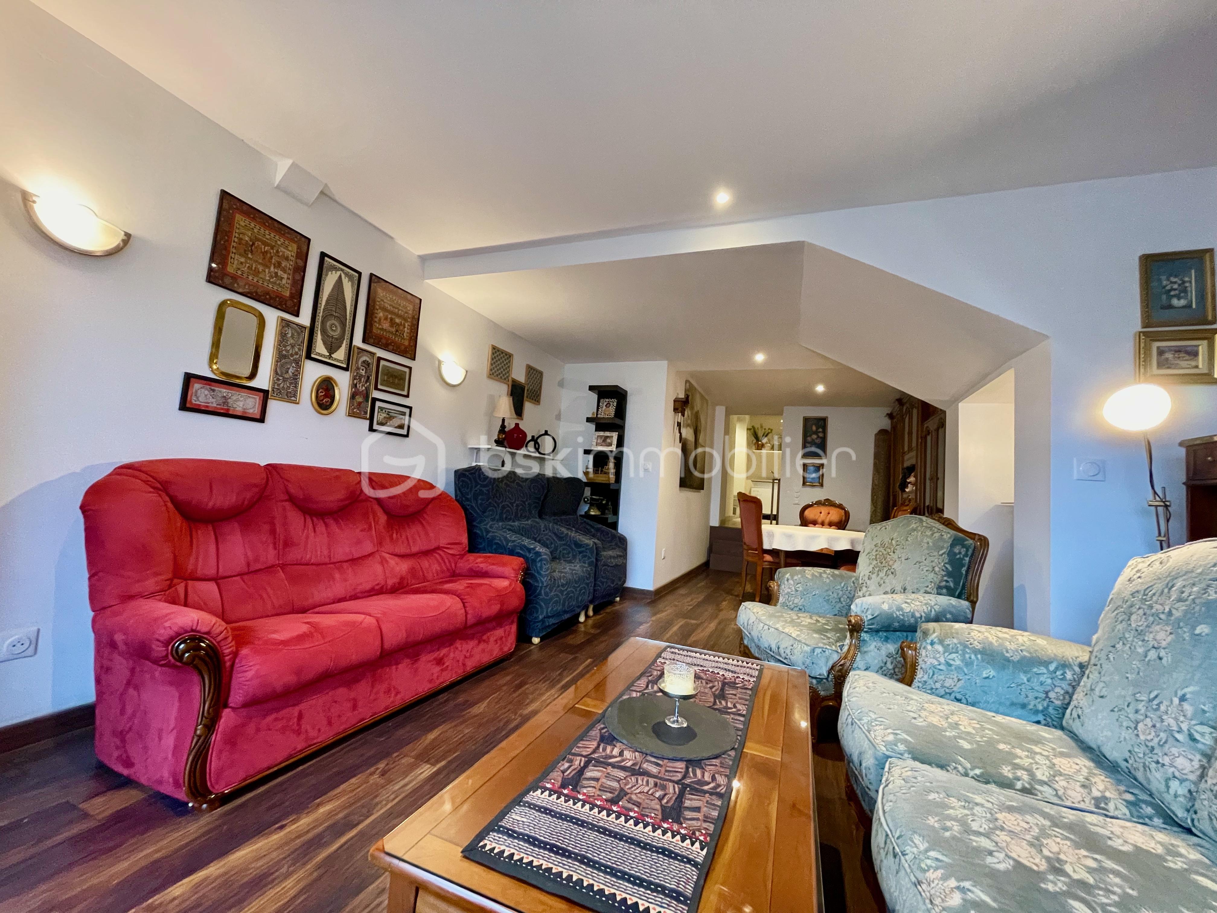 Maison de ville de 156 m² - SSsalonj.jpeg