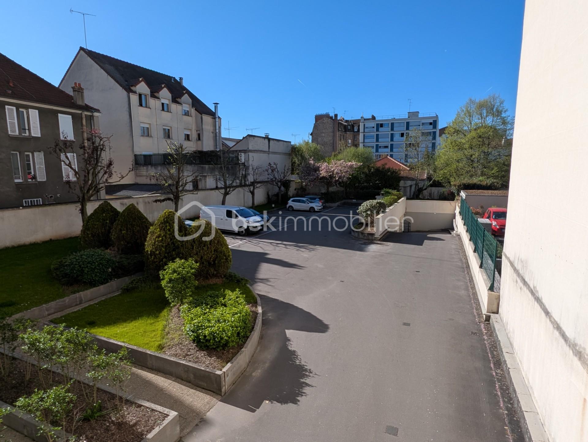 Vue coté chambres.jfif