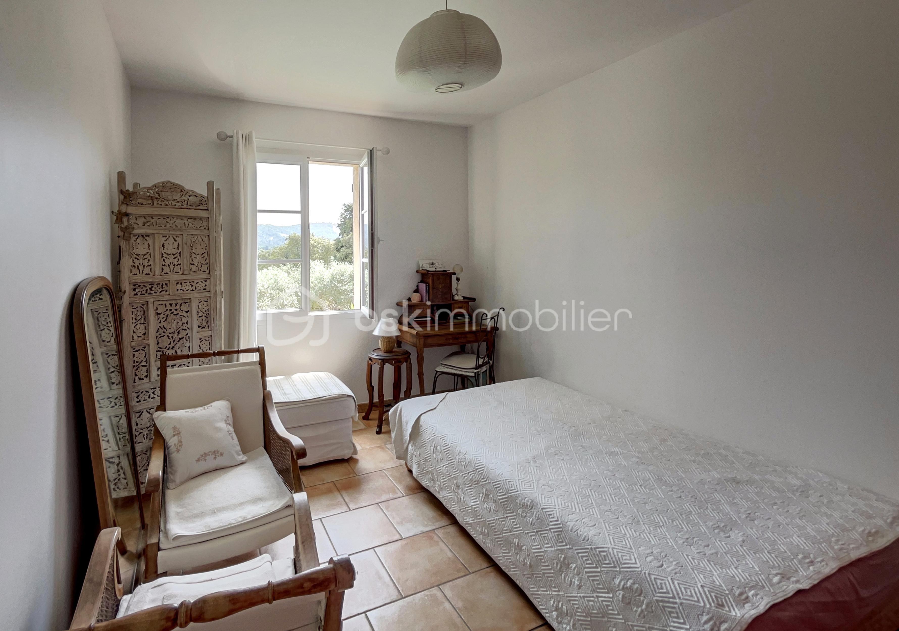 Maison provencale de 96 m² - Chambre-3.jpg