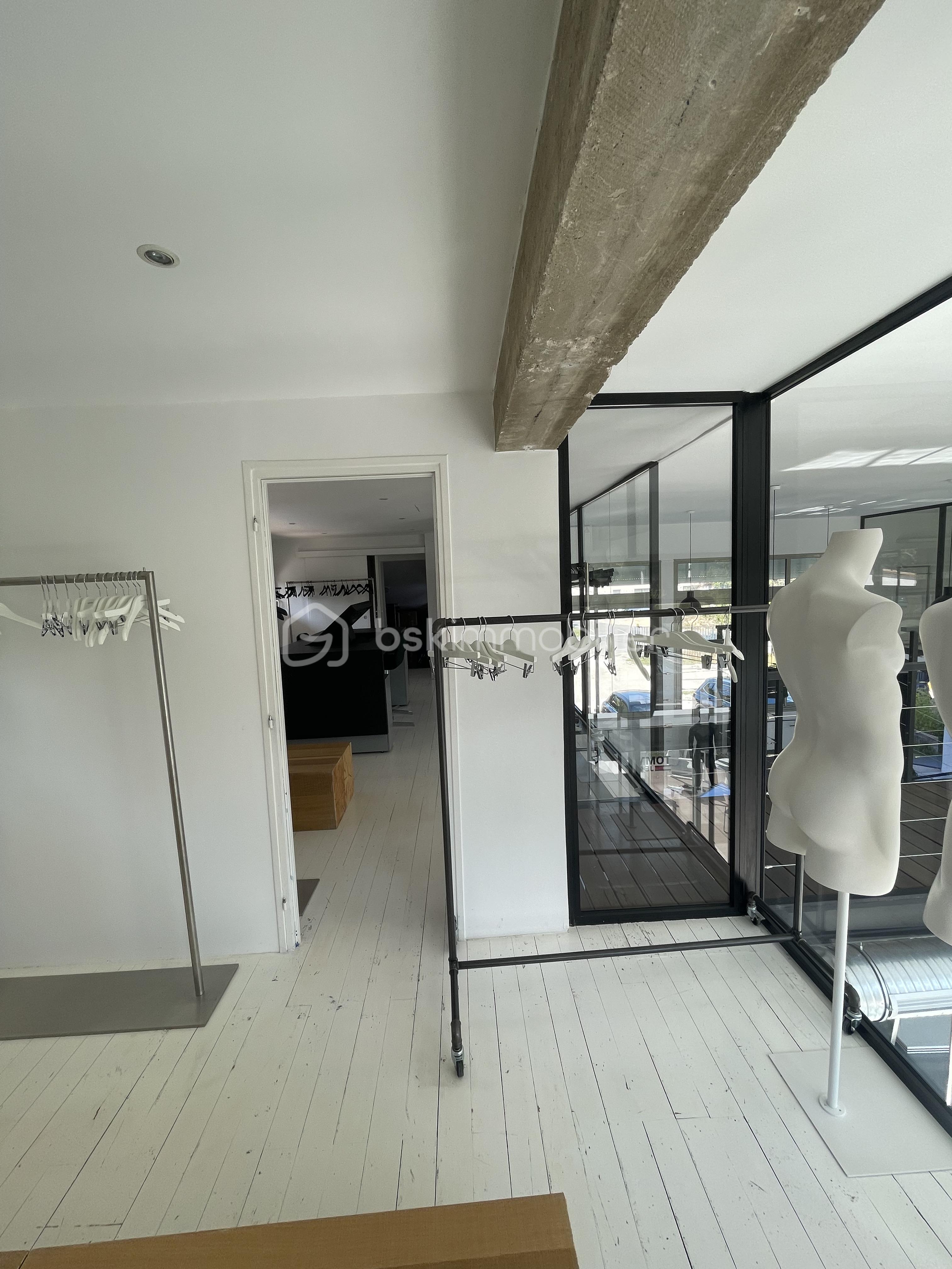 Local commercial de 250 m² - IMG_4134.jpg